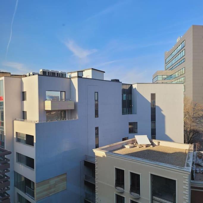 Locatie Fancy * Bucharest