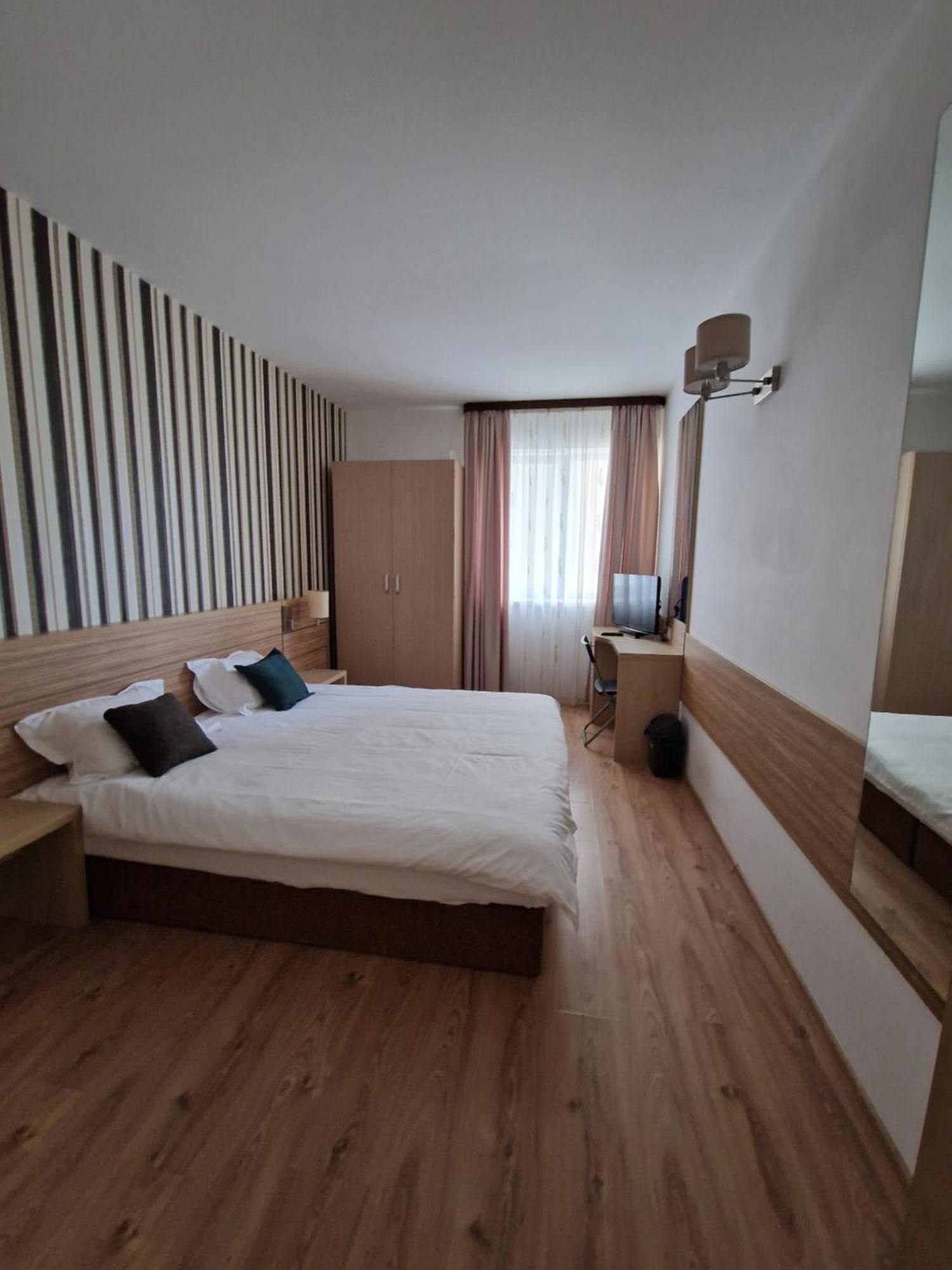 Apartment Rin Grand Anisia