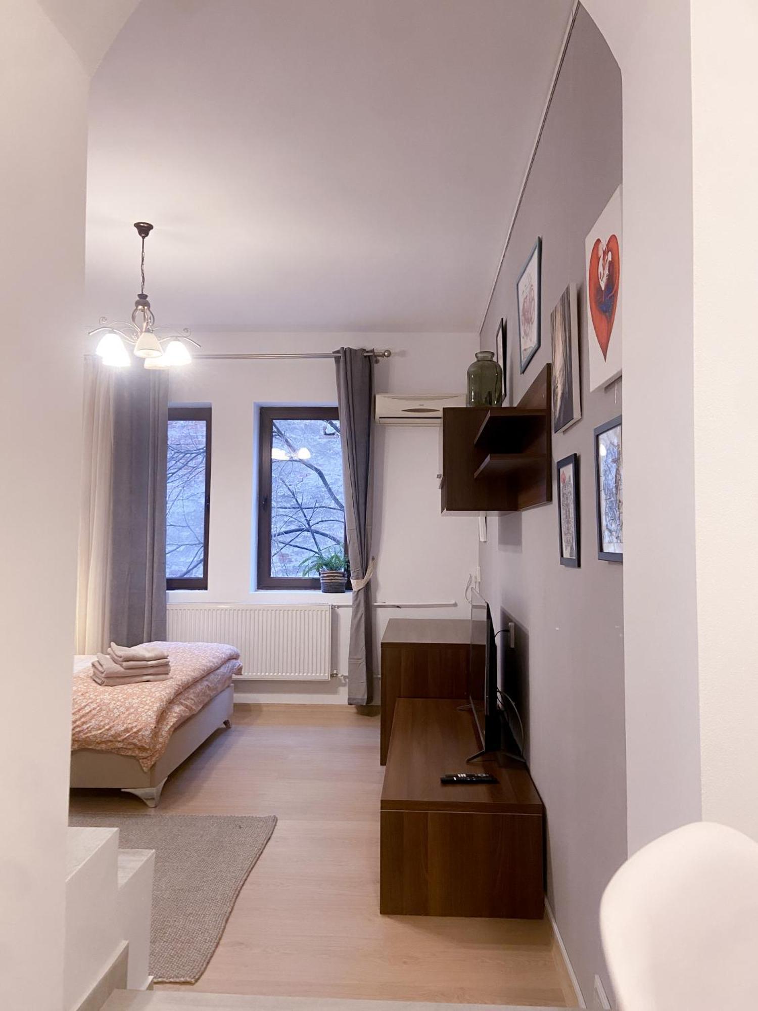 Apartament Oasis Studio City Bucureşti