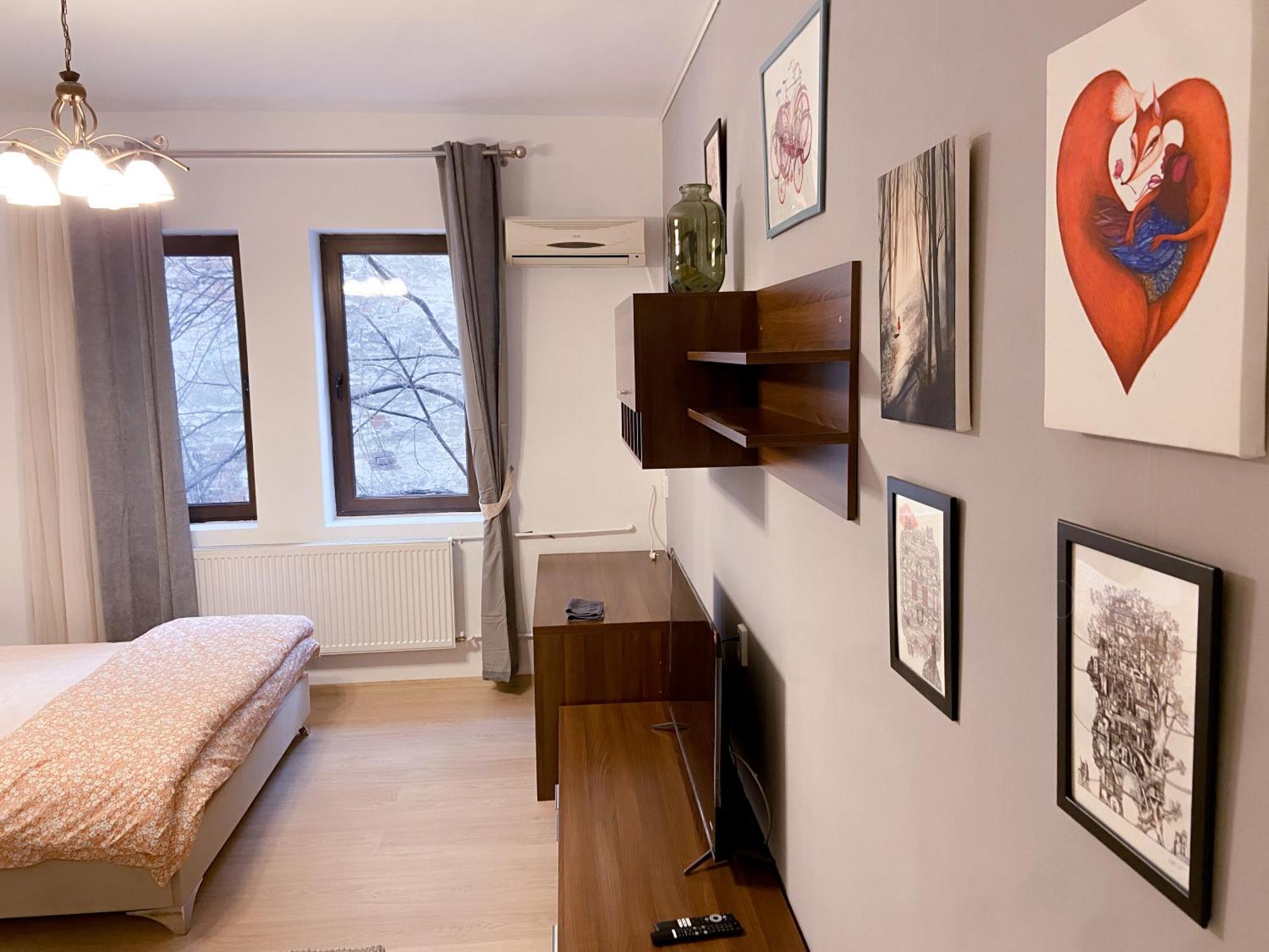 Oasis Studio City * Bucureşti