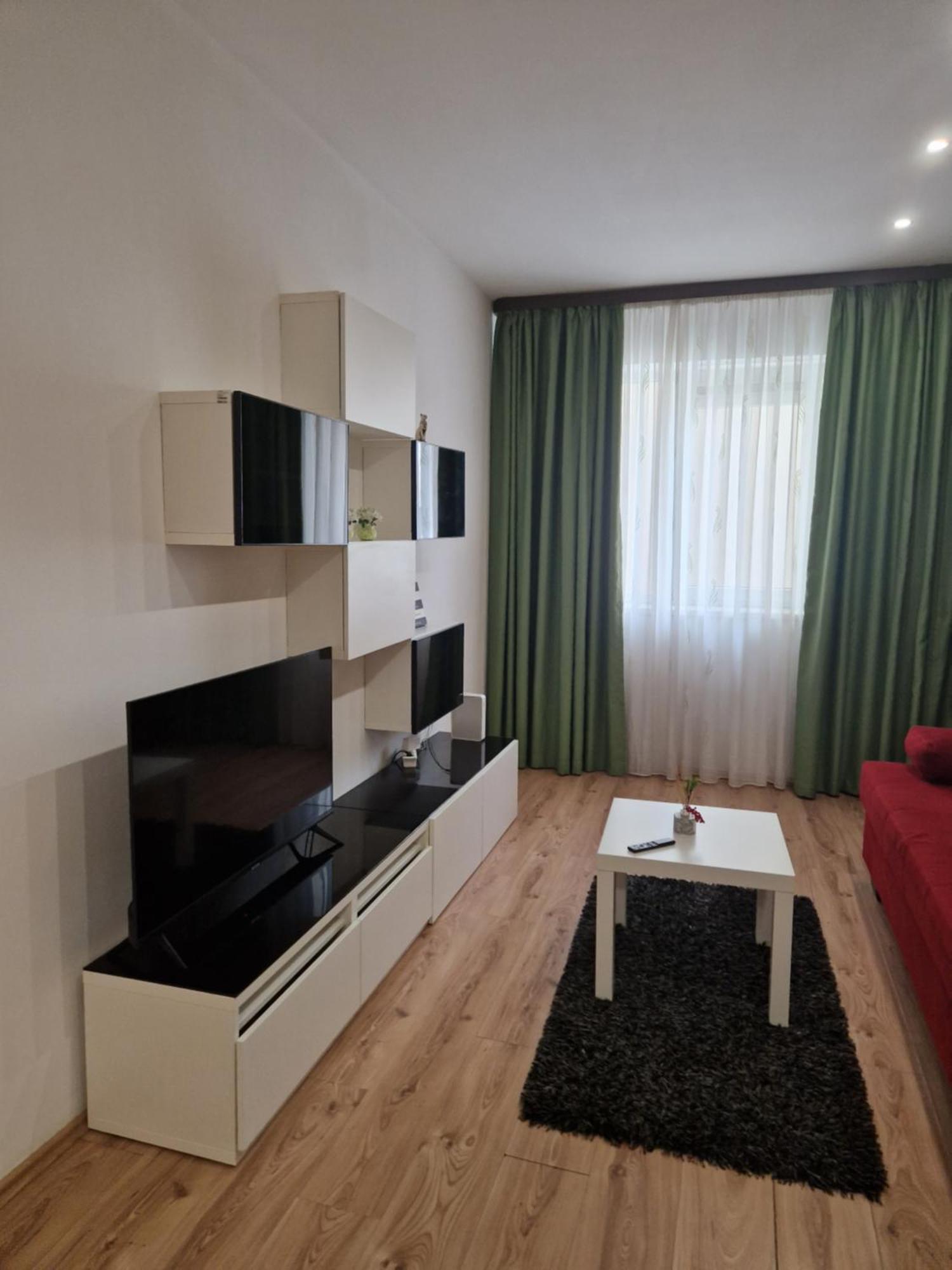 Rin Grand Anisia Bucharest