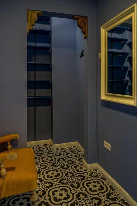 Apartment Birds' Nest - 2bdr - Cismigiu Bucharest