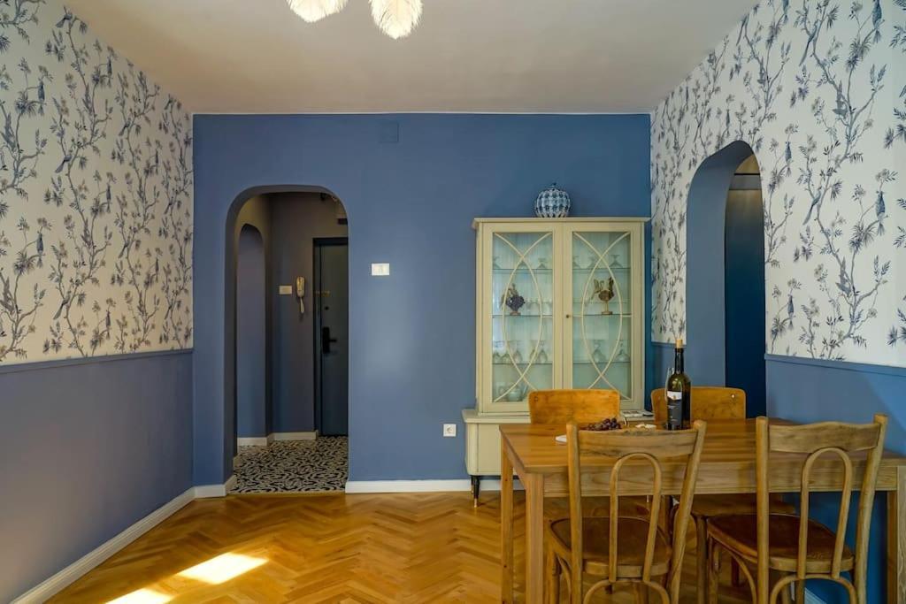 Apartment Birds' Nest - 2bdr - Cismigiu