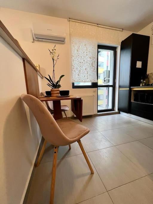 Apartment Modern Fully Equipped Studio -central- Carol Park *