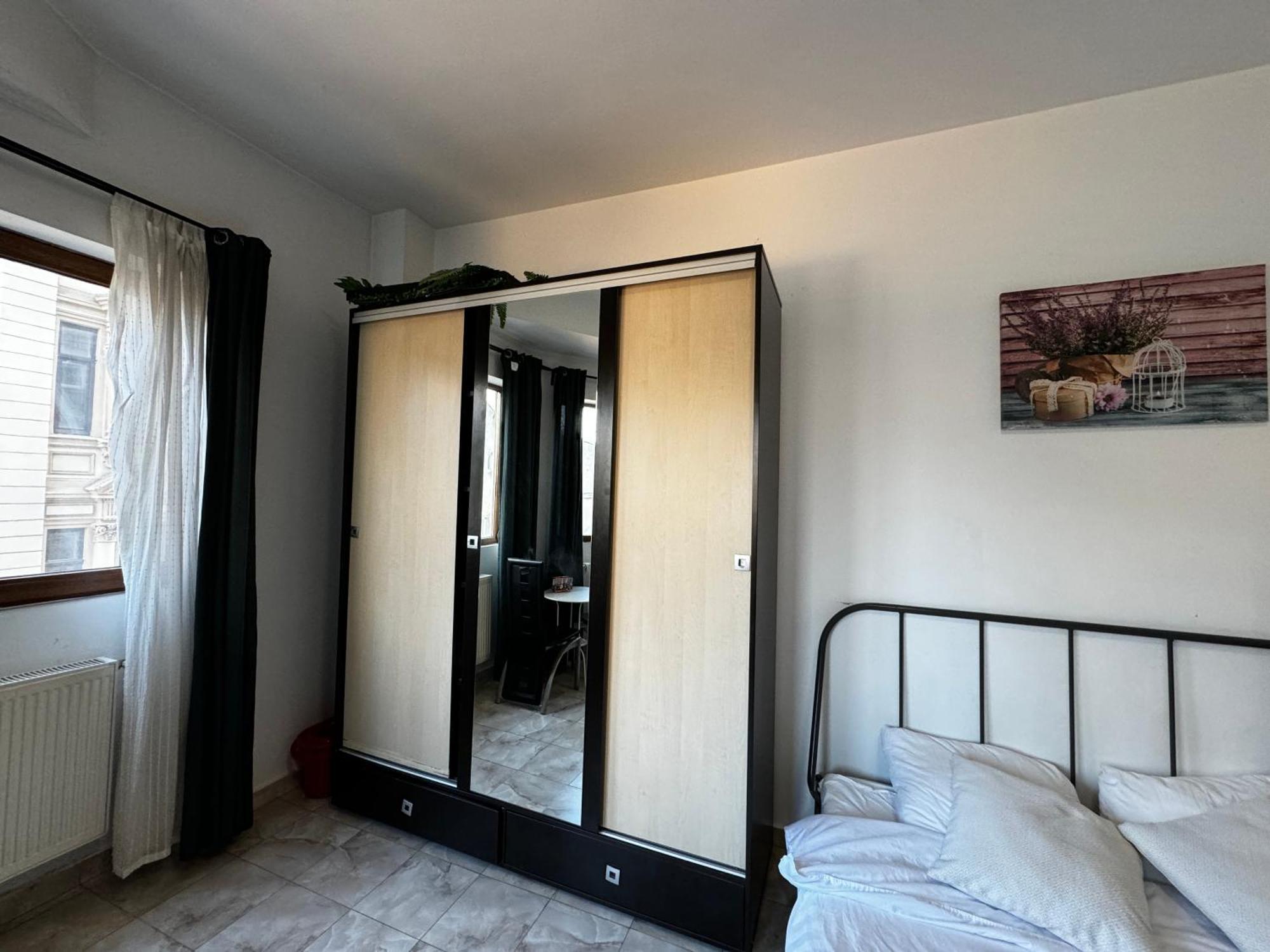 Apartment Old Town By Chr Luxury Property Bucharest
