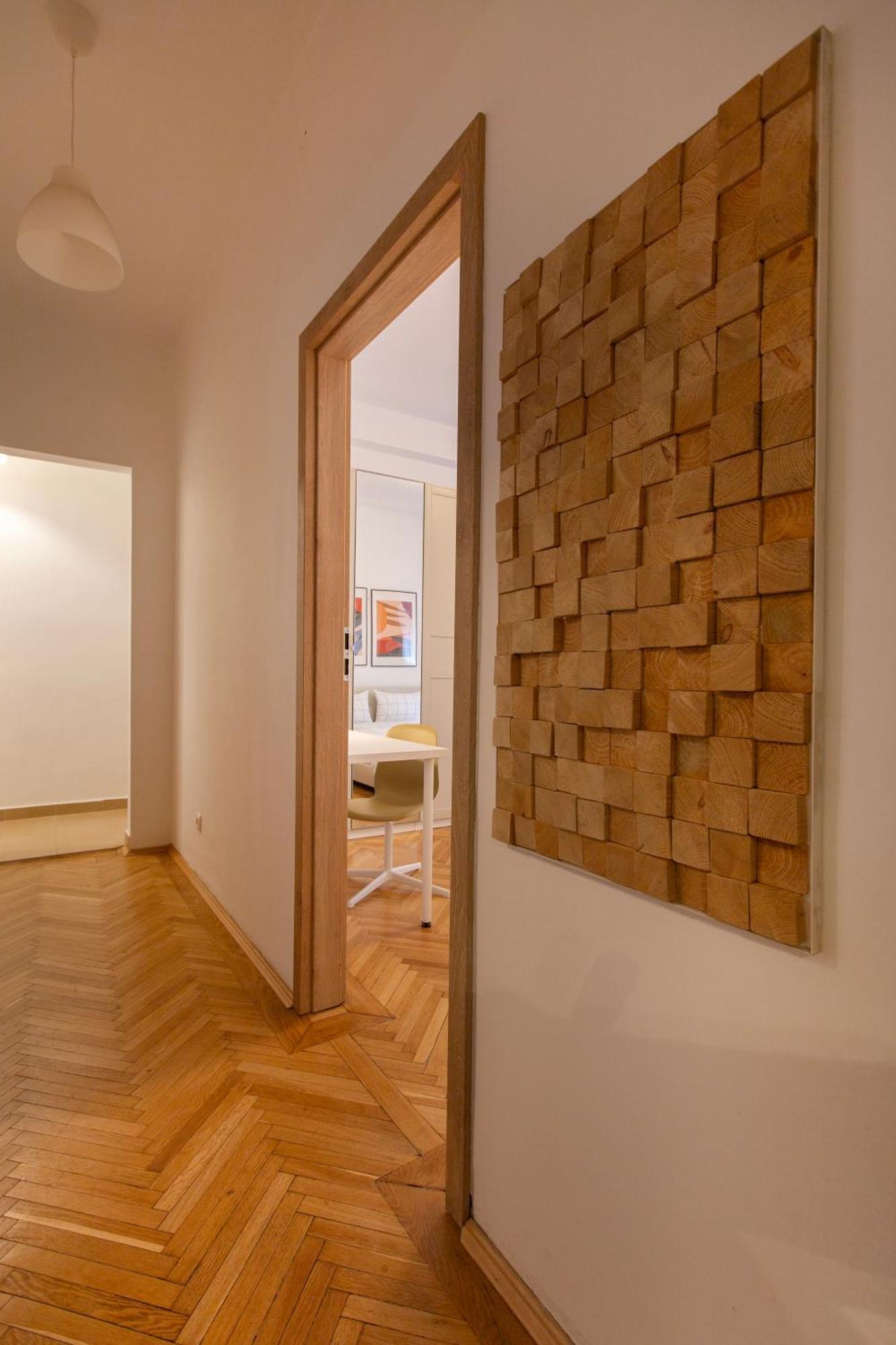 Apartament Ultracentral Hong Kong 3 Bdrm Bucureşti