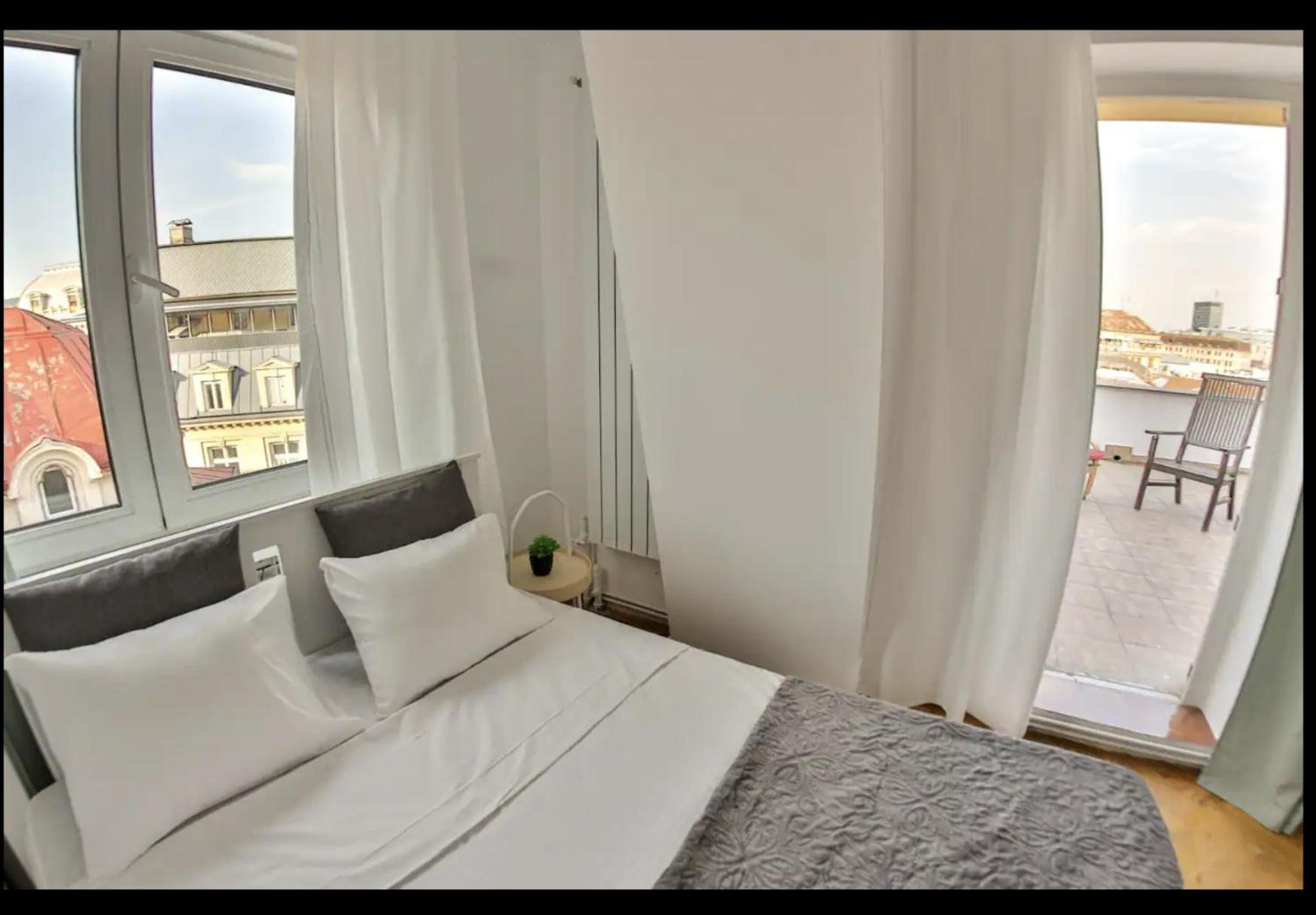 Roof Apartment