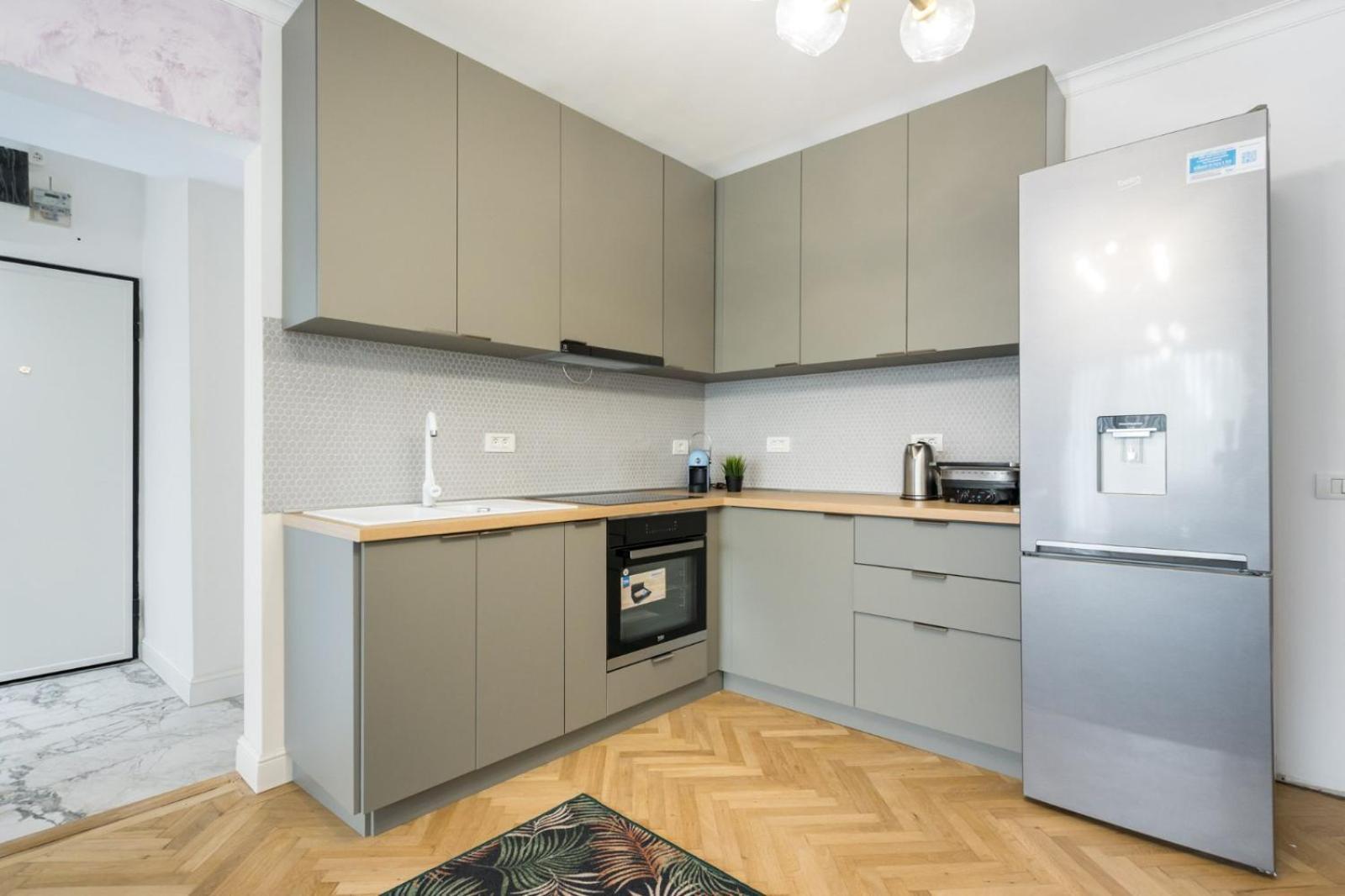 Luxury 2br Calea Victoriei Apartment Bucharest