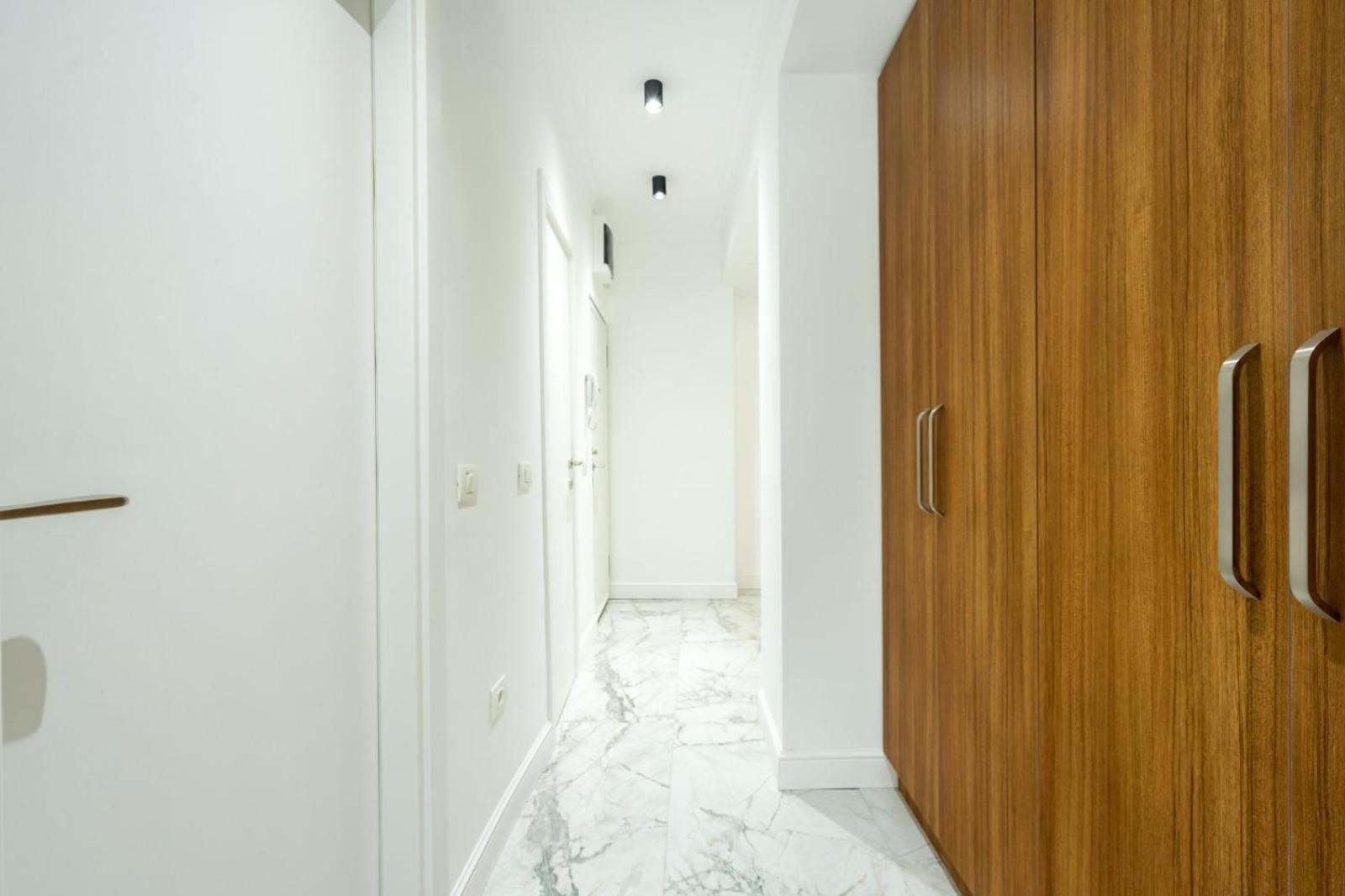 Luxury 2br Calea Victoriei Apartment *