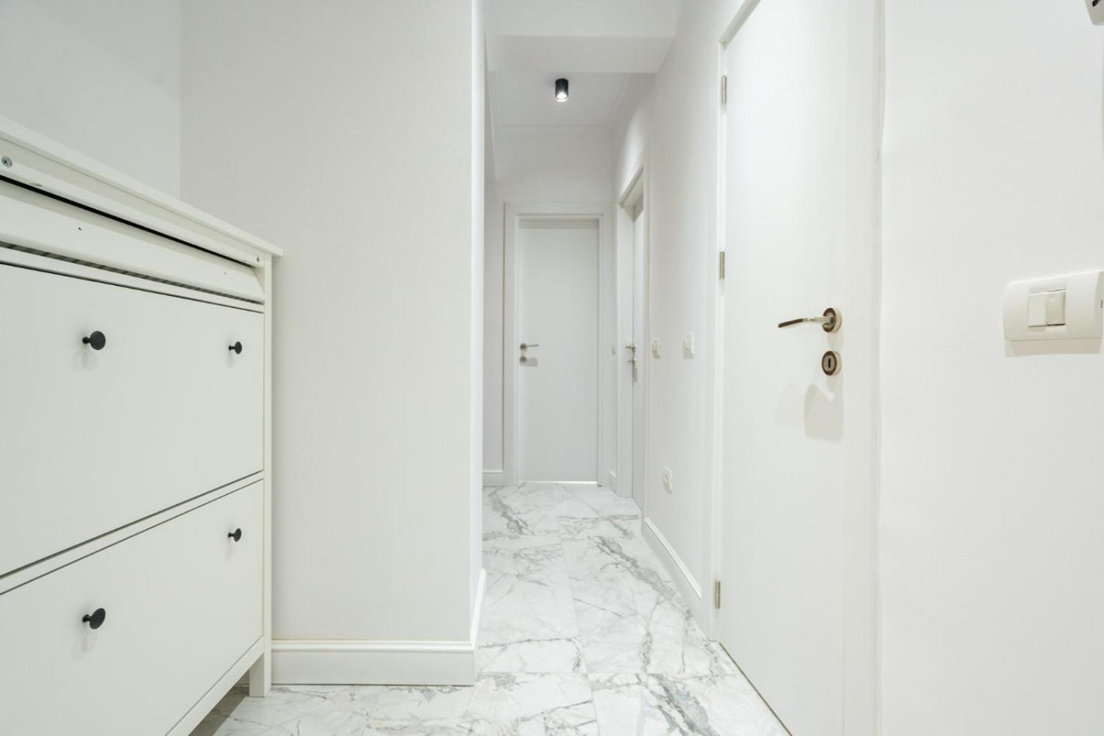 Apartment Luxury 2br Calea Victoriei Bucharest