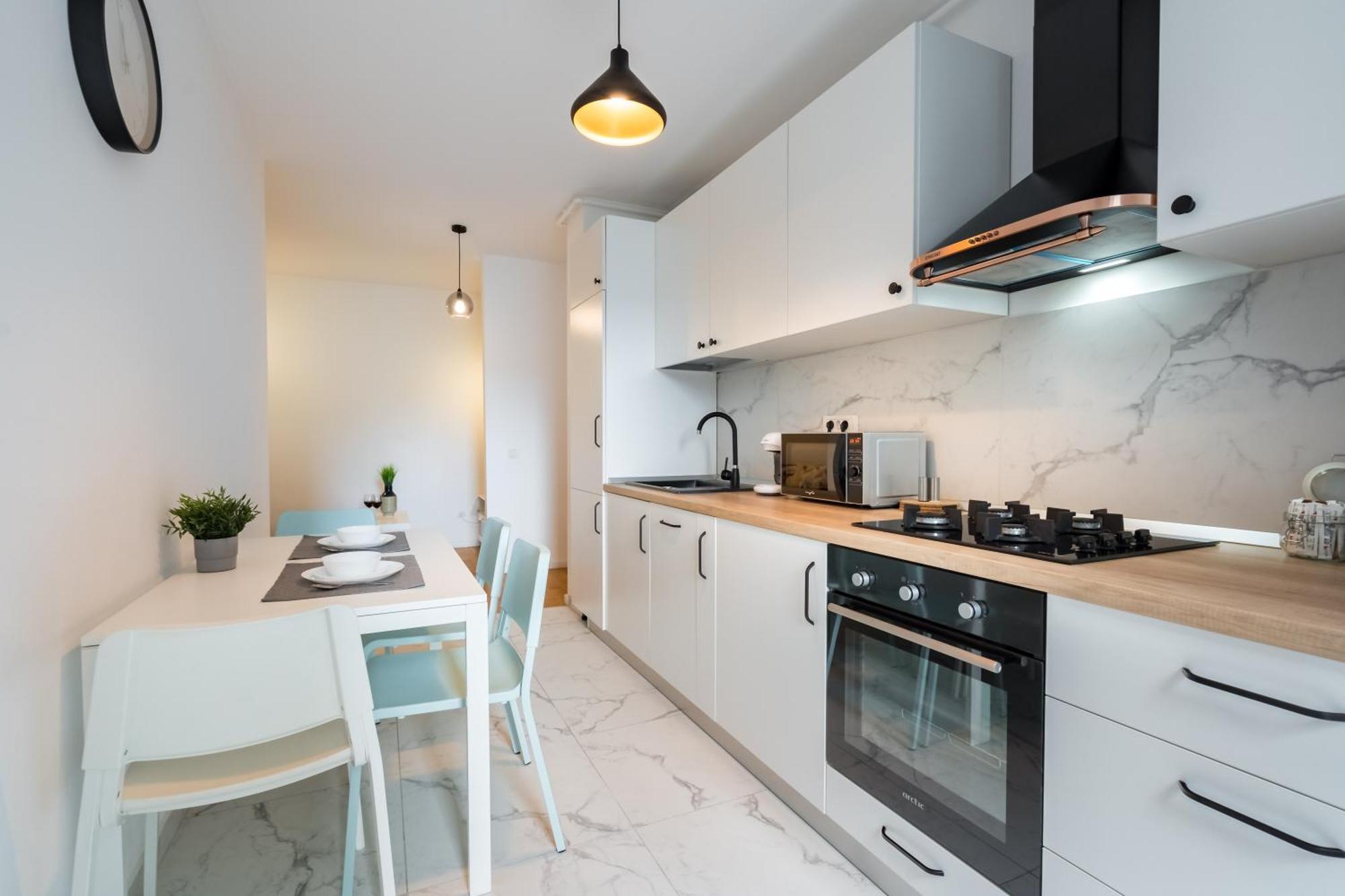 Papini's -apartment With Big Terrace Bucureşti