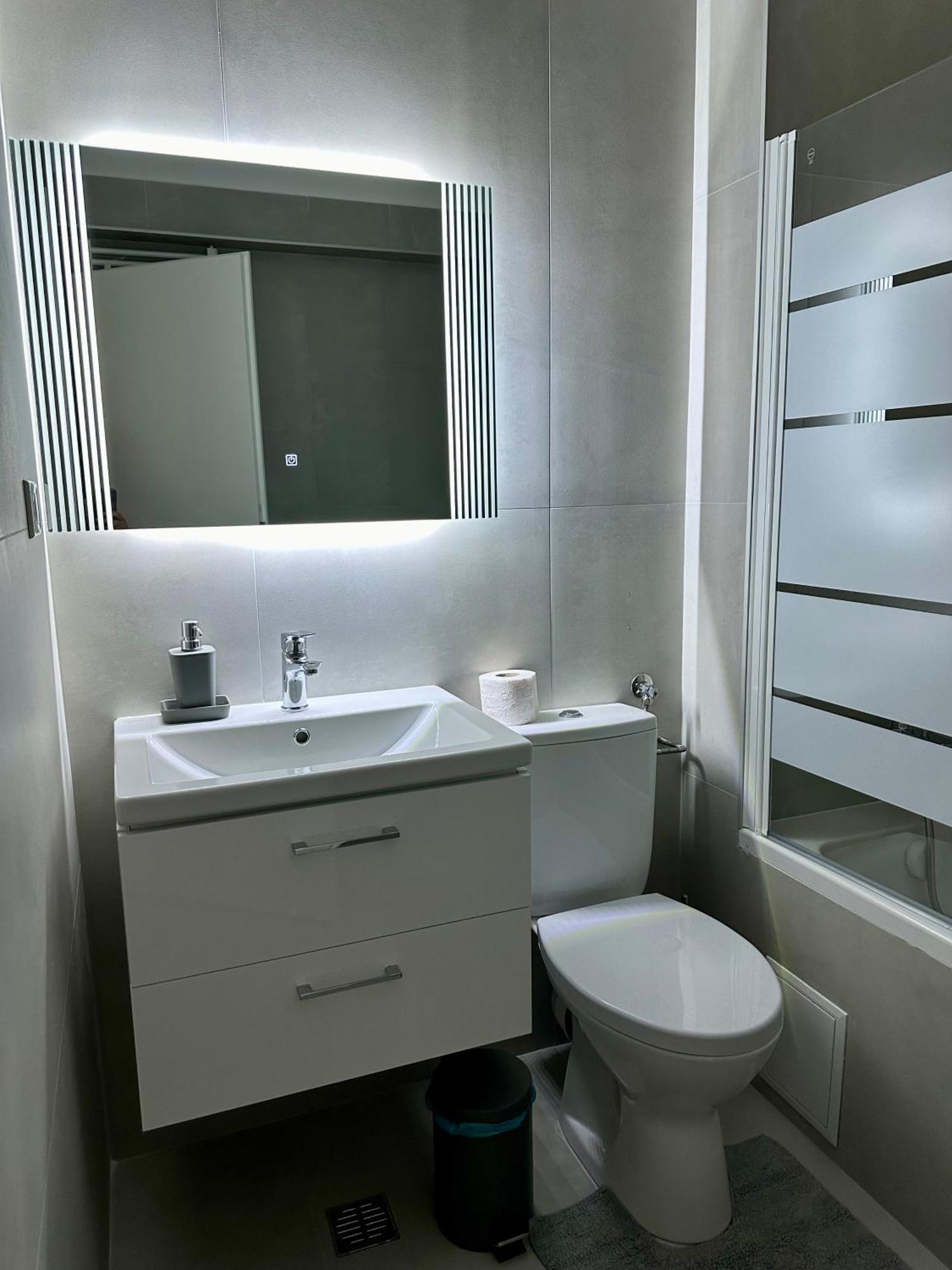 Alex Mnl Lux Appartment- Free Parking *
