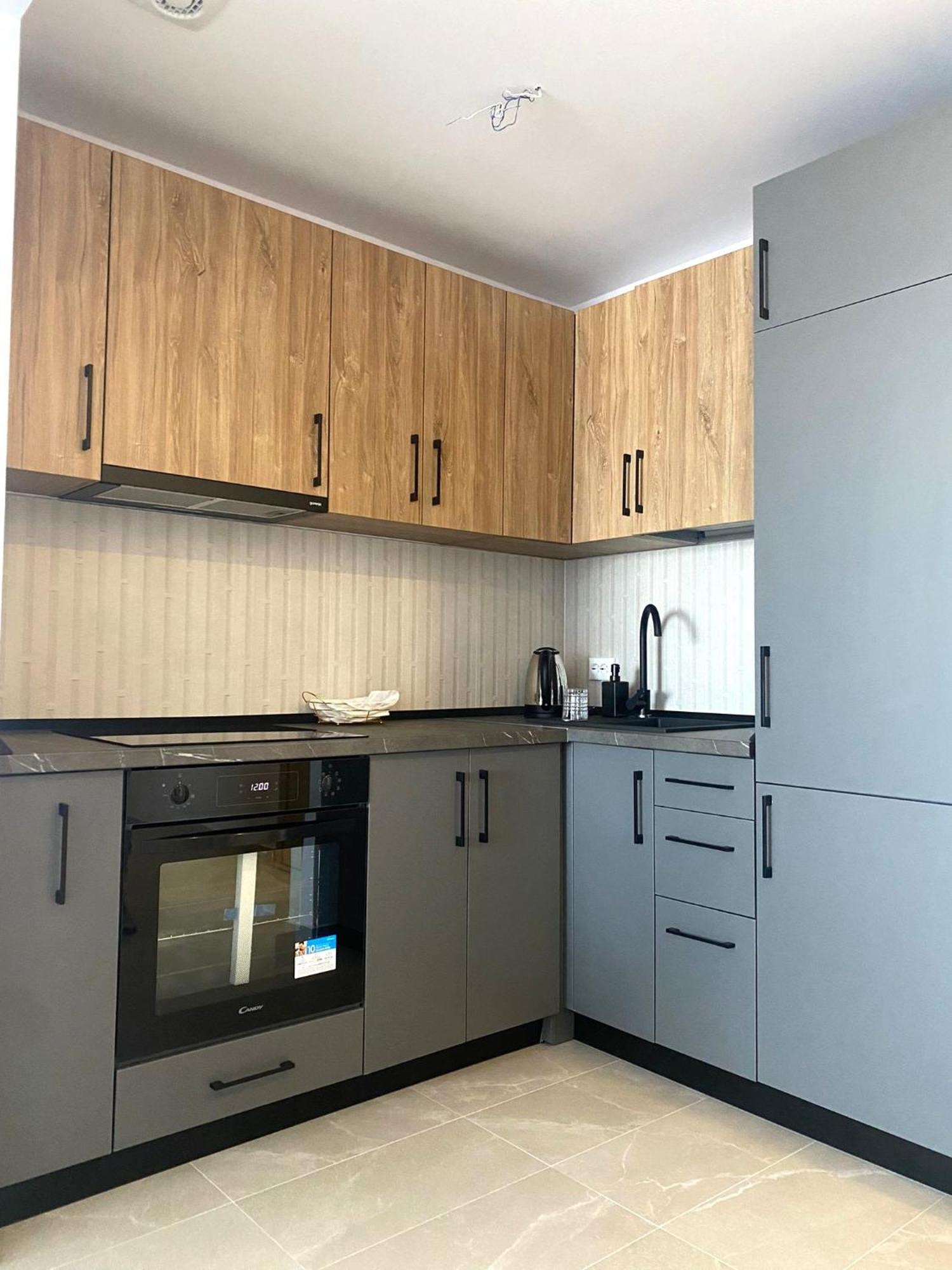 Yamaluxe - Modern & Spacious With Beautifull View Bucharest