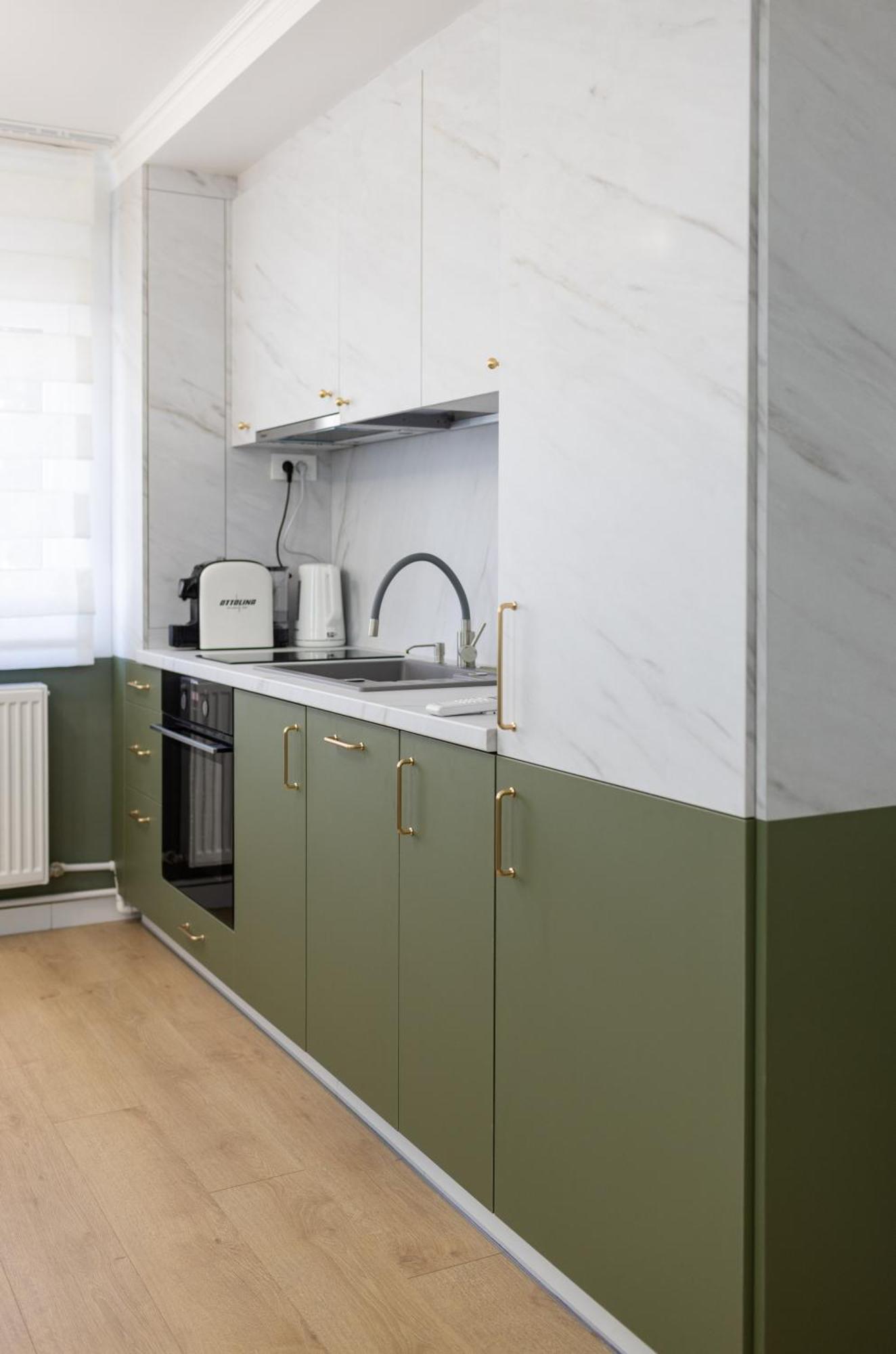 Imedio Olive Aviatiei * Bucharest