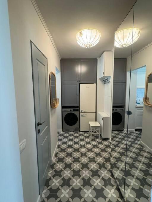 Apartament Luxury Near Square Bucureşti