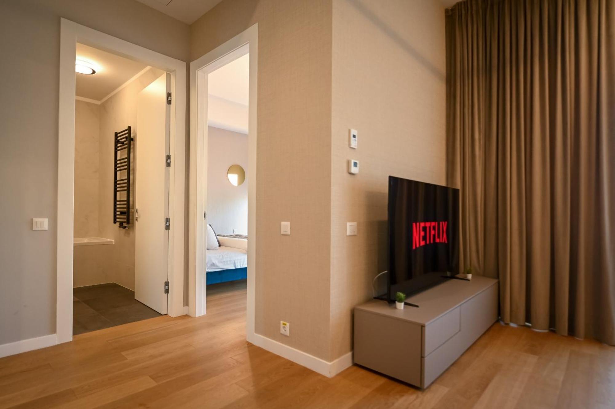 One Verdi Park Exclusive - Panoramic View & Private Parking Apartment *
