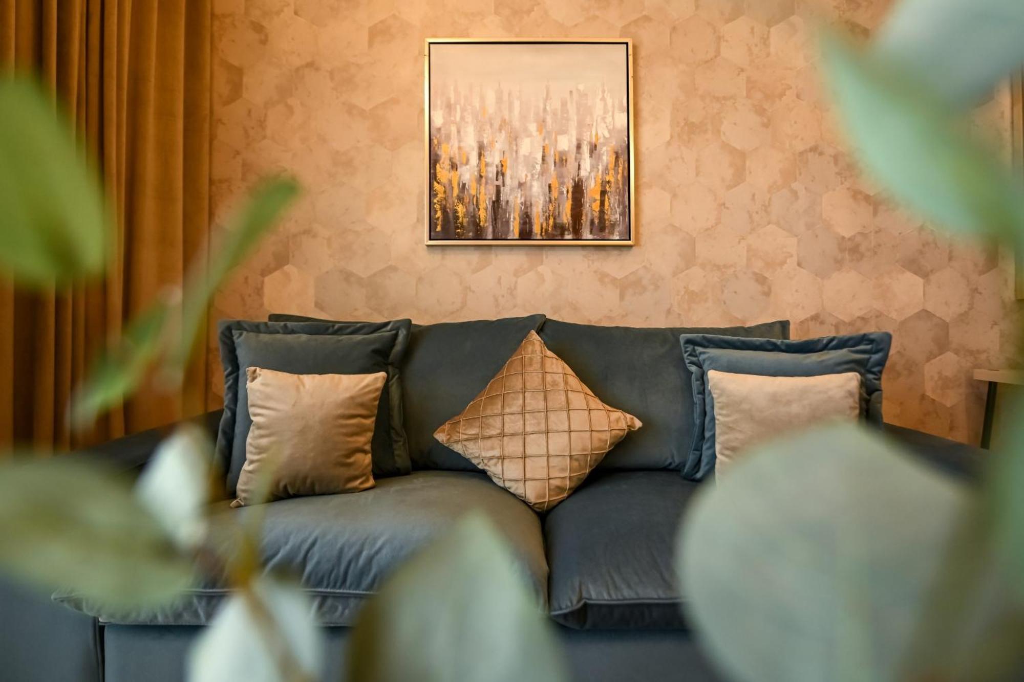 One Verdi Park Exclusive - Panoramic View & Private Parking Apartment