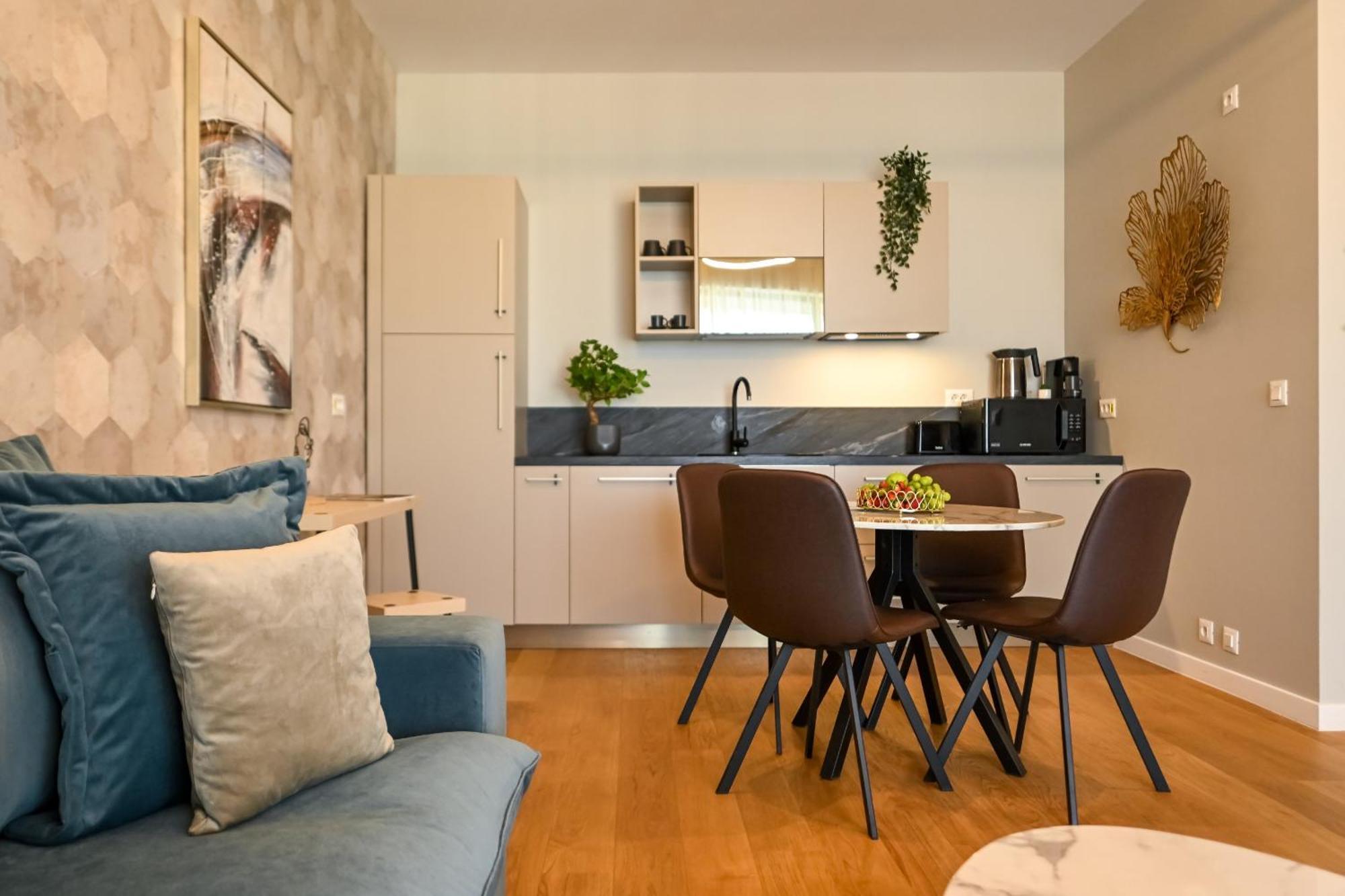 One Verdi Park Exclusive - Panoramic View & Private Parking * Bucharest