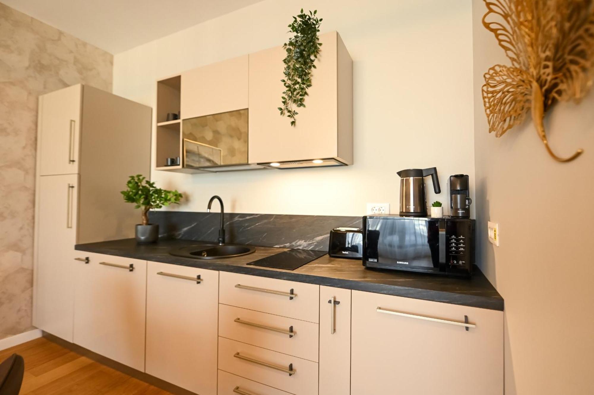 One Verdi Park Exclusive - Panoramic View & Private Parking Apartment Bucharest