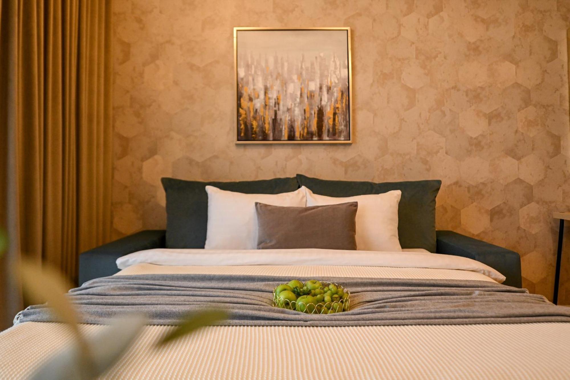 One Verdi Park Exclusive - Panoramic View & Private Parking Bucharest