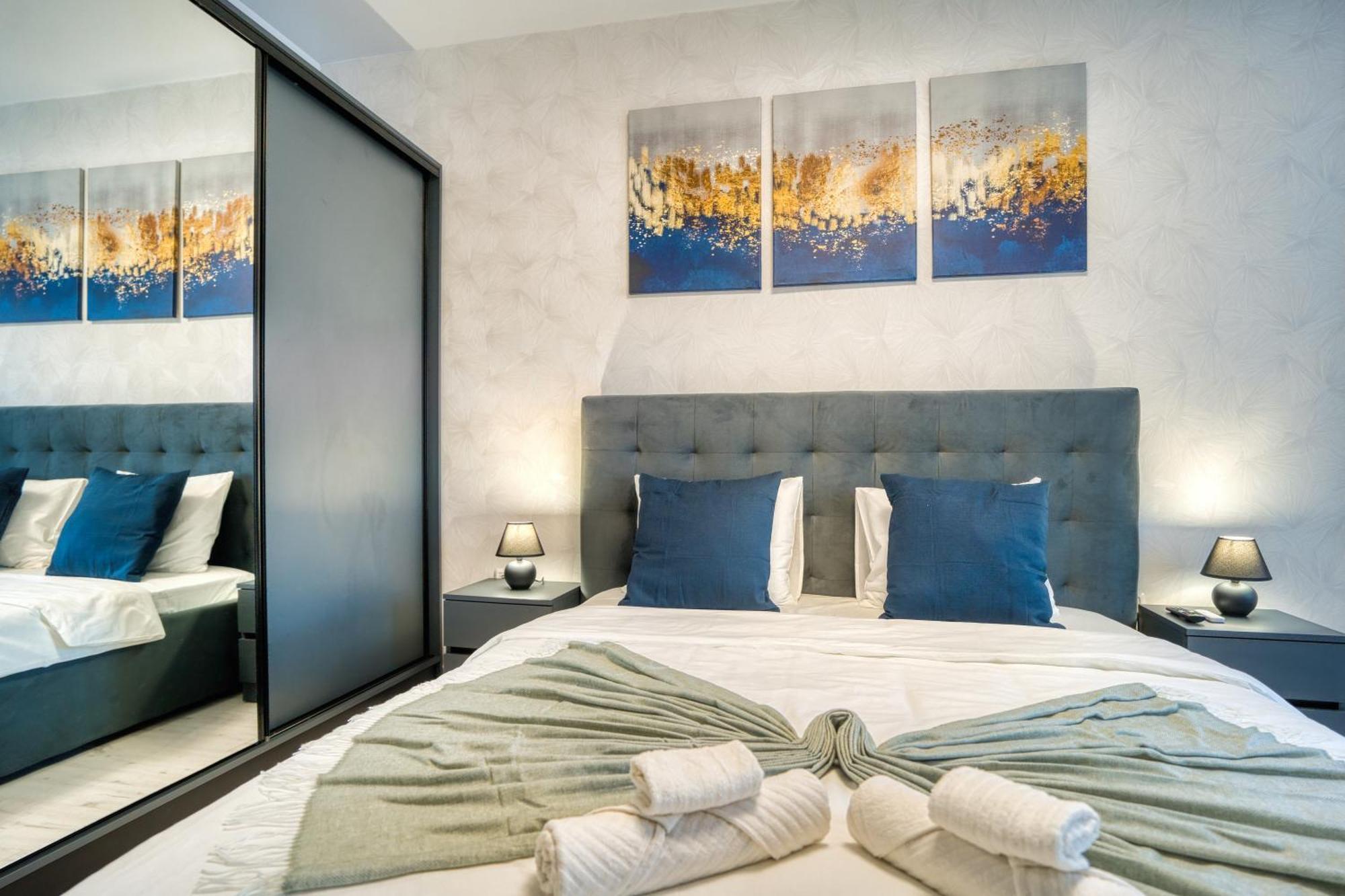 Stylish Hideaway Near Center Apartamento