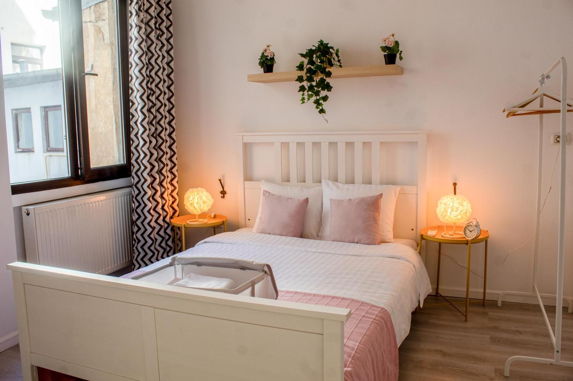 Domus Old Town Retreat Cozy & Apartment *