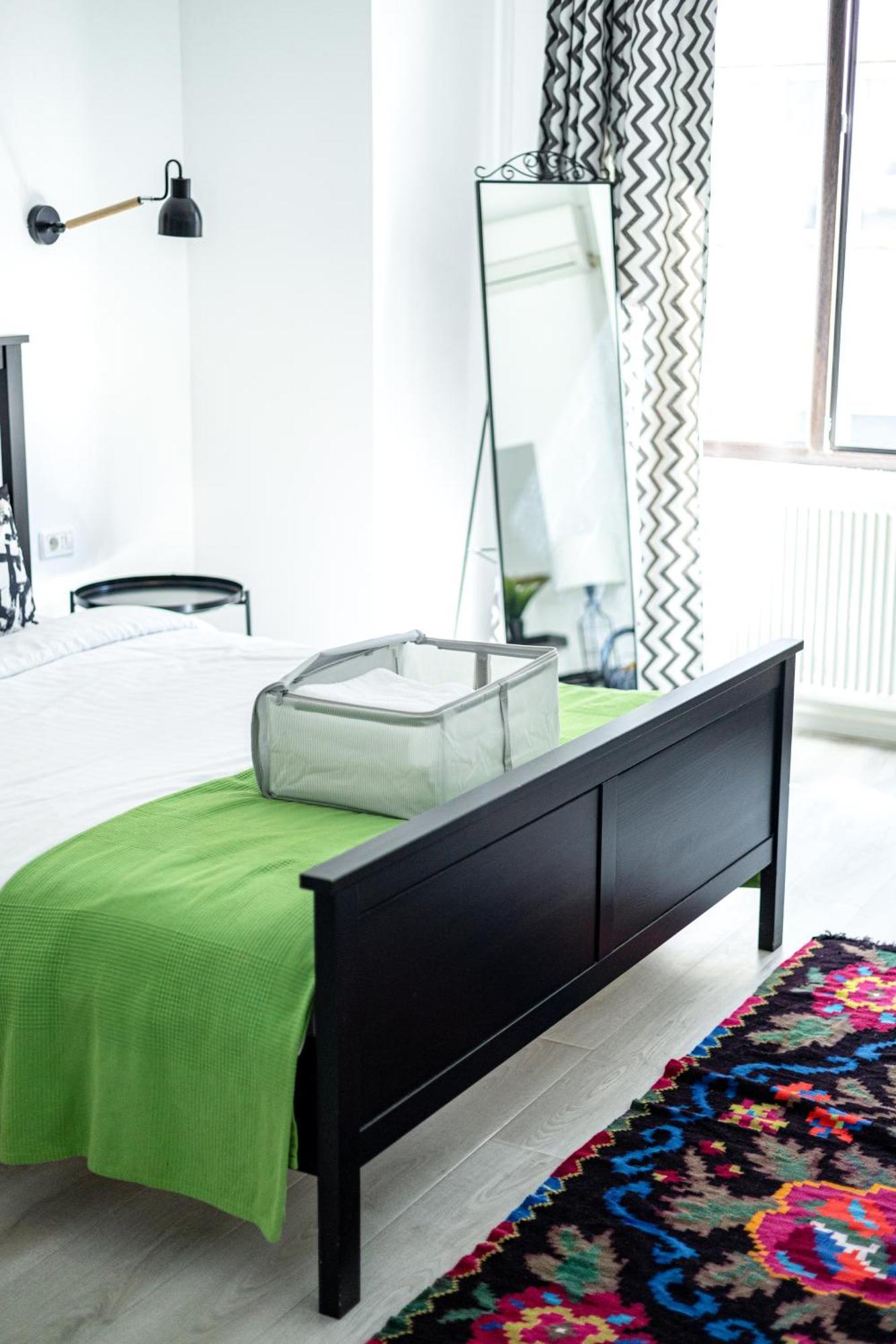 Domus Old Town Retreat Cozy & Apartment