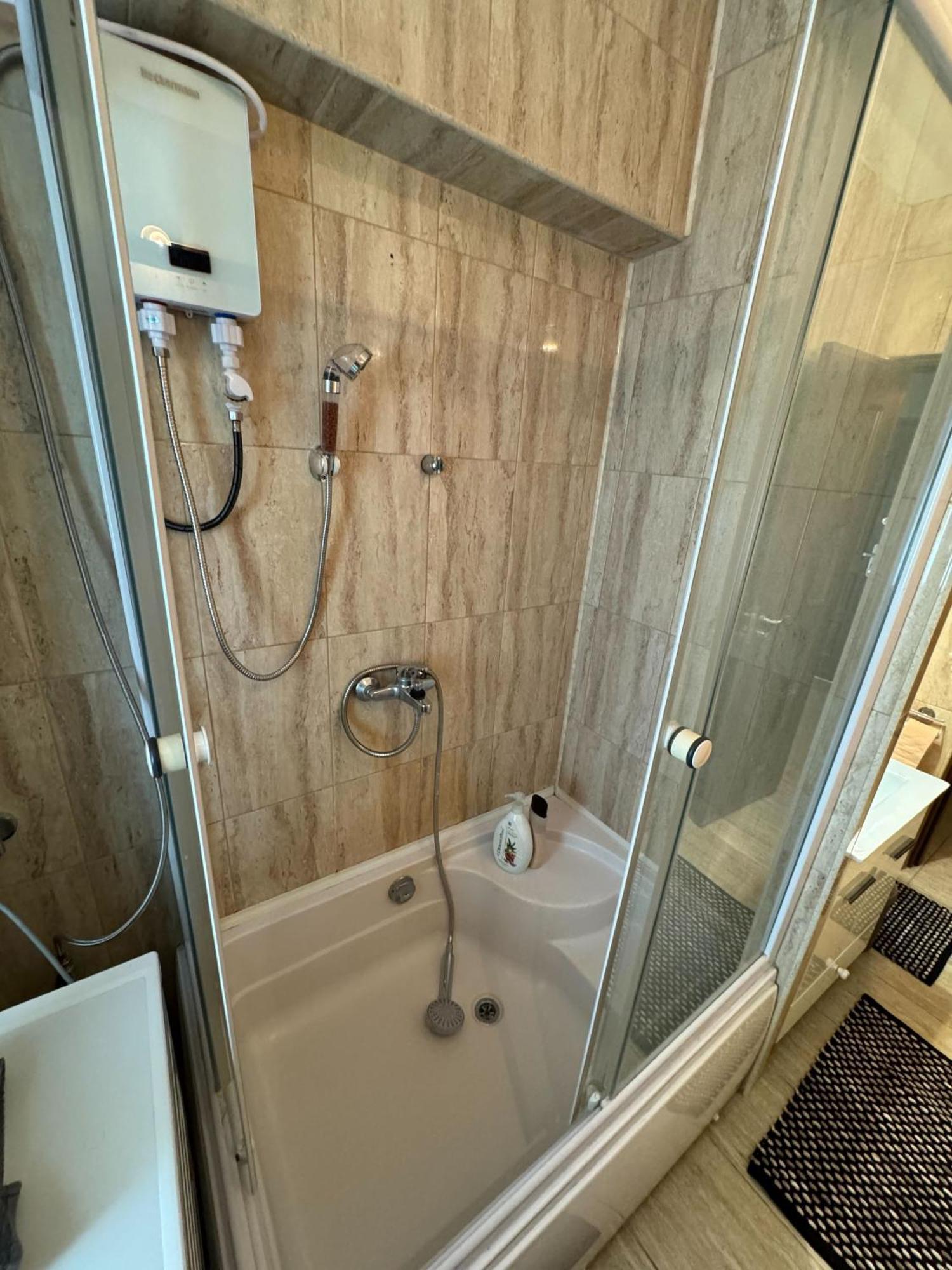 City Center Vintage Flat Apartment Bucharest