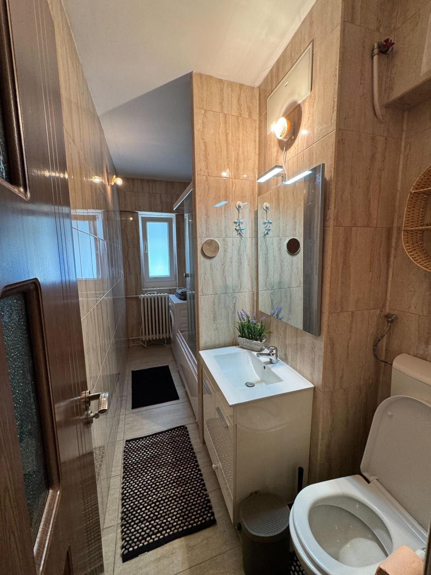 City Center Vintage Flat *