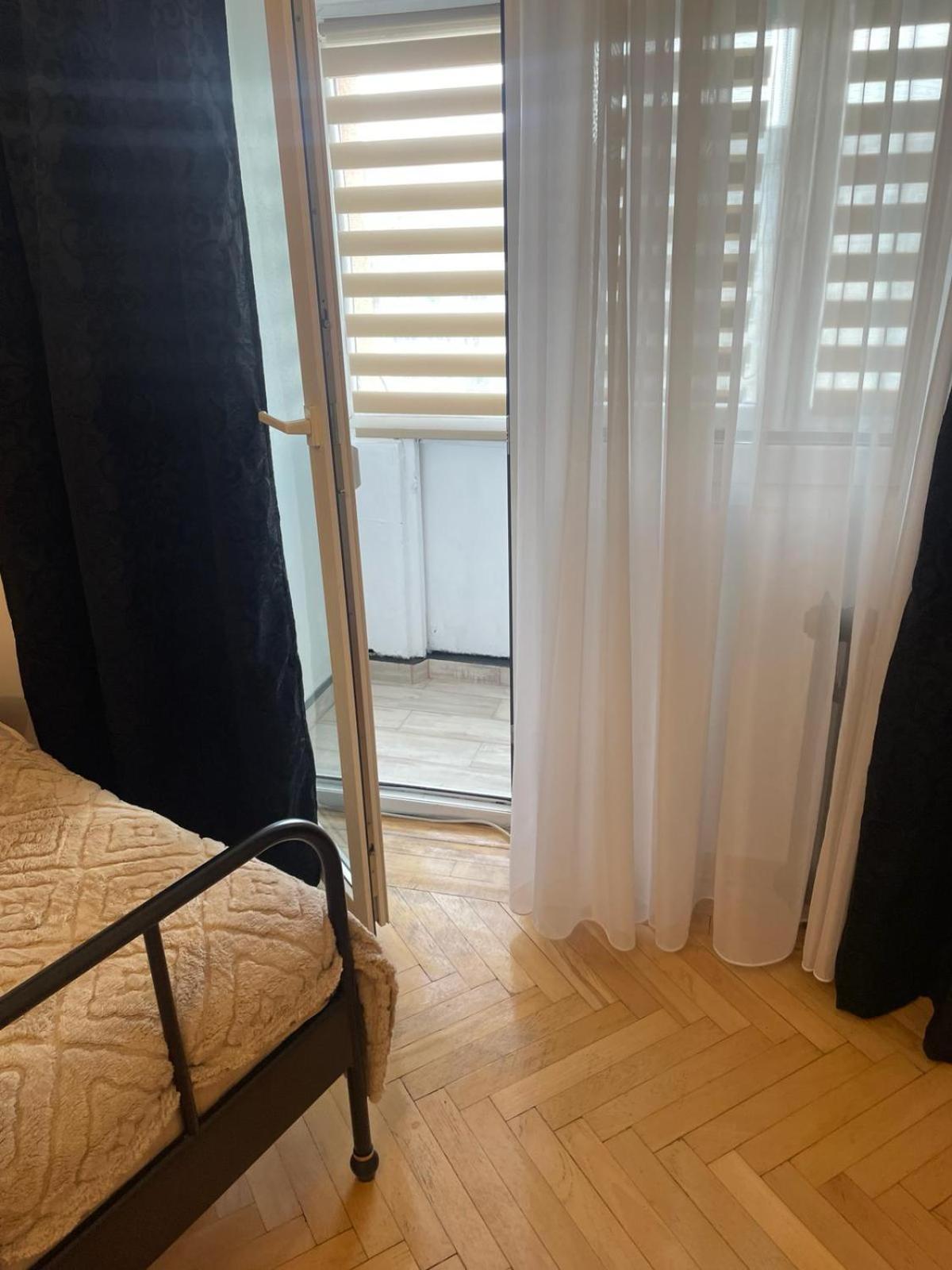Emm - 100m Parc Si Metrou Tinererului Apartment Bucharest