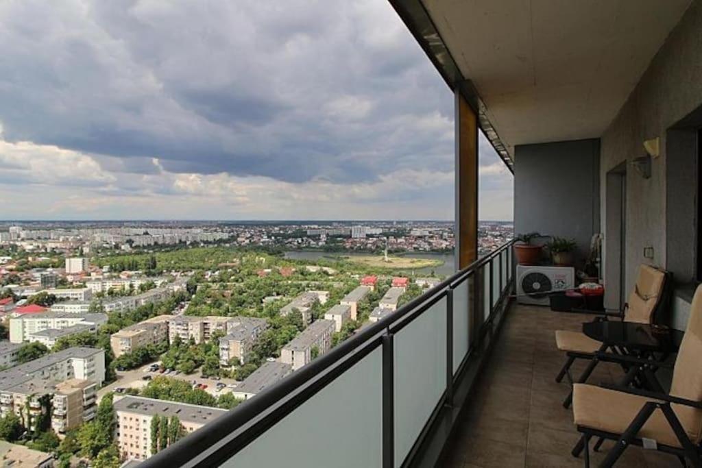 Luxury Plaza Complex *