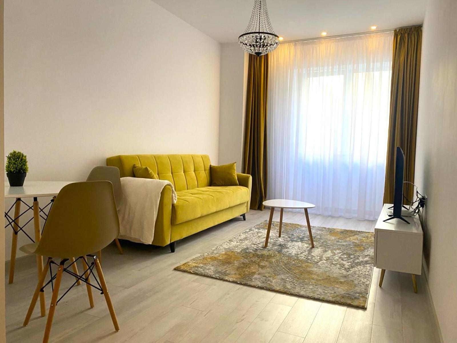 Apartamento Yamaluxe - Heart & Soul With Lovely Colours Bucareste