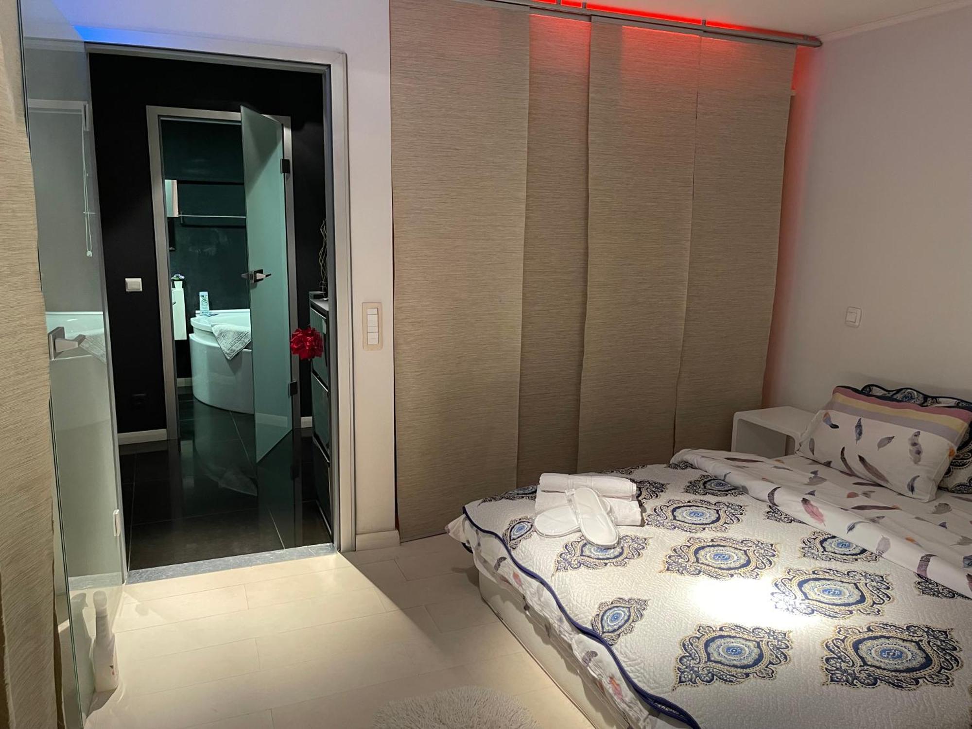 Apartment Black Nr1 *