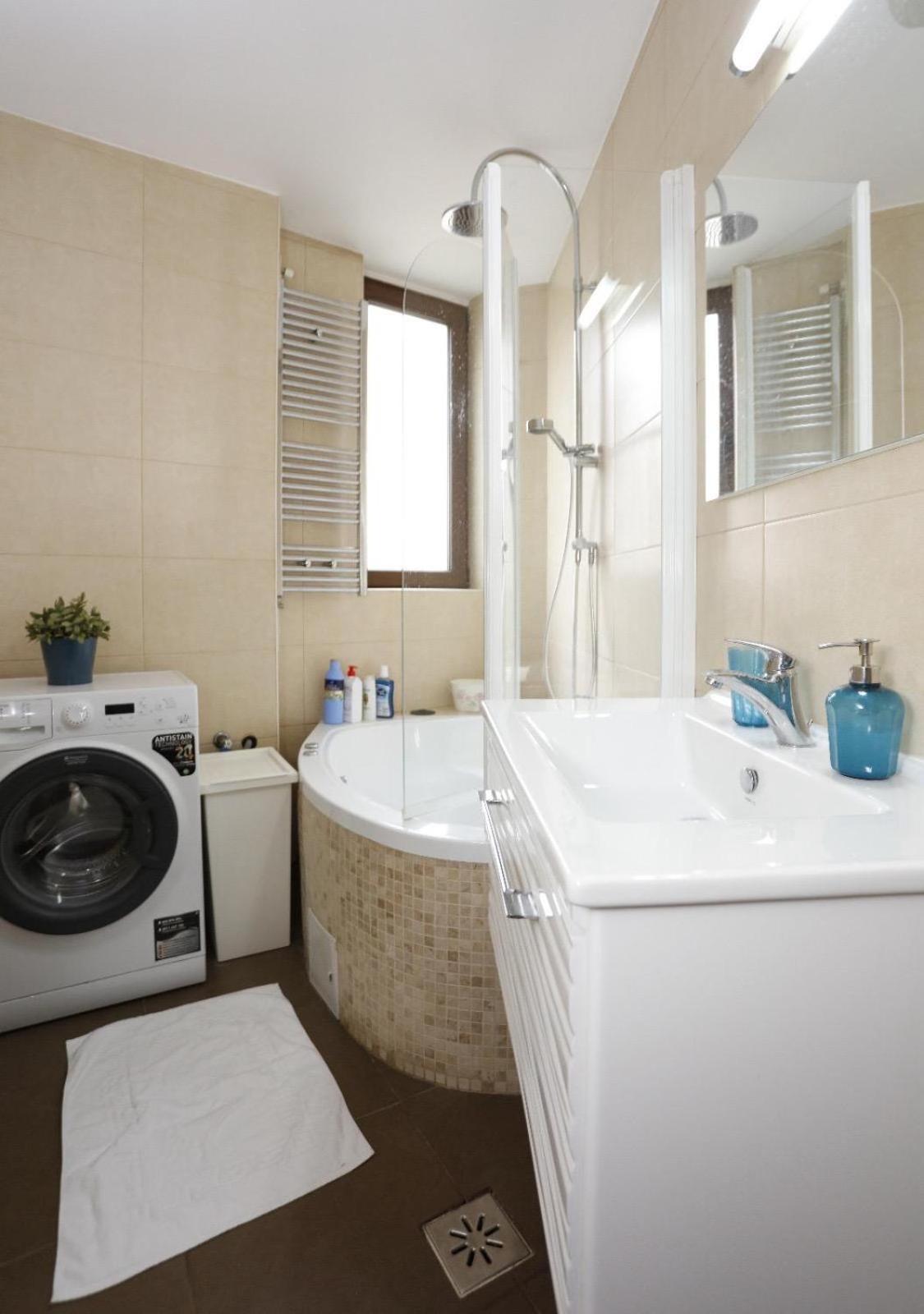 Apartment Vibrant Victoriei Bucharest