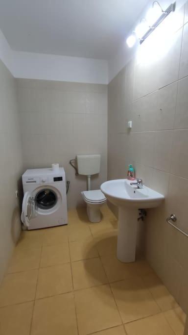 Luxury Plaza Complex Apartment Bucharest
