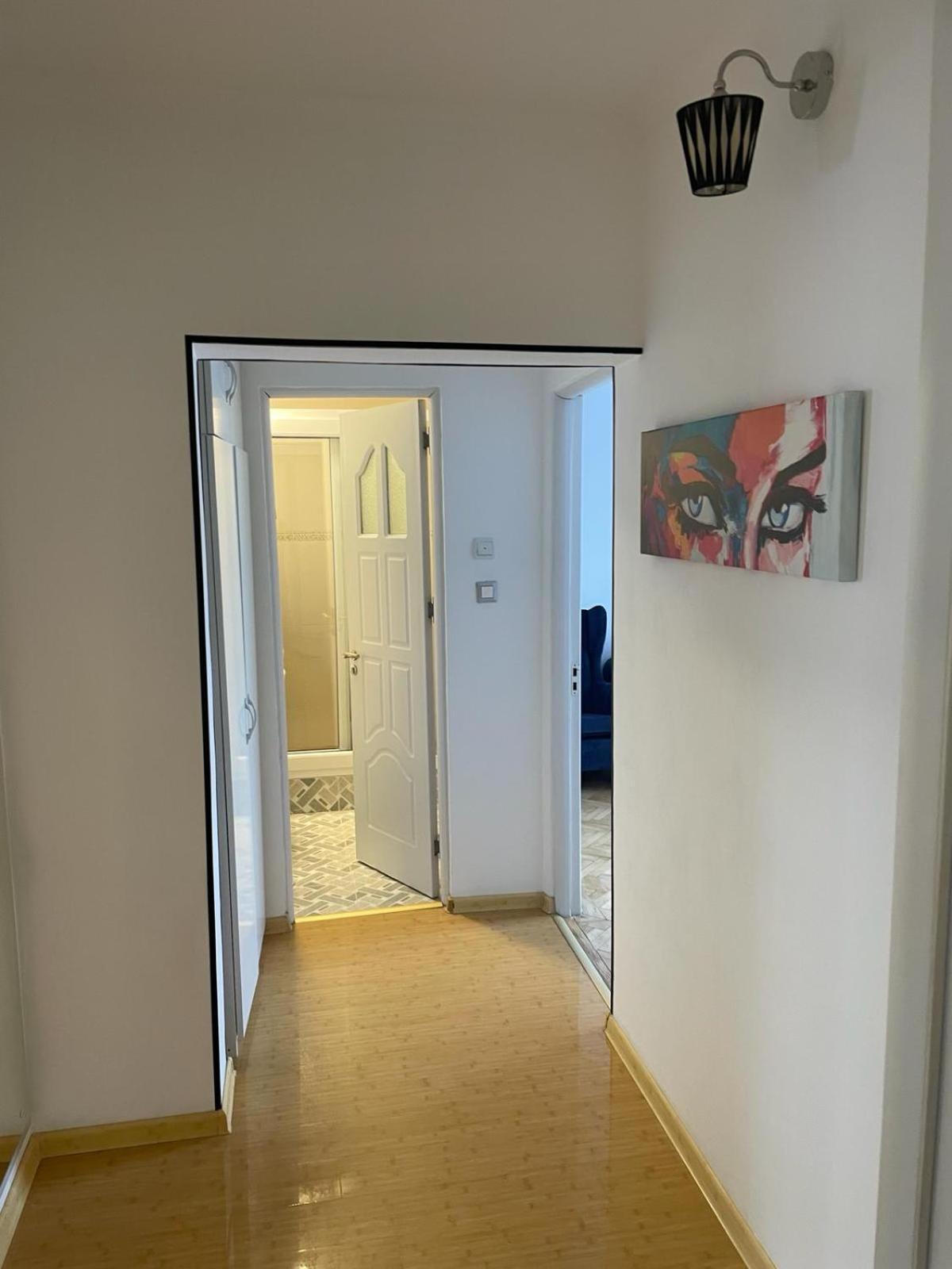 Emm - 100m Parc Si Metrou Tinererului Apartament