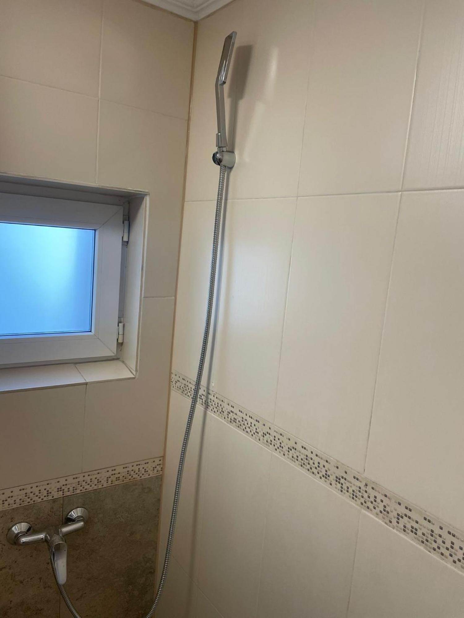 Apartament Emm - 100m Parc Si Metrou Tinererului Bucureşti