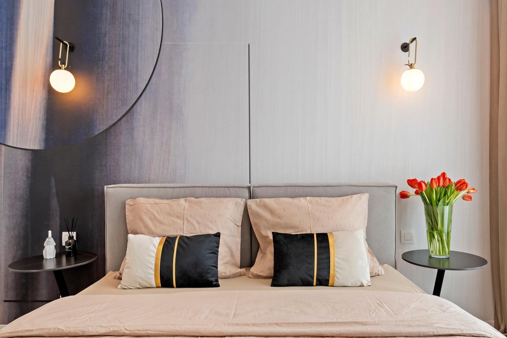Apartment One Luxury