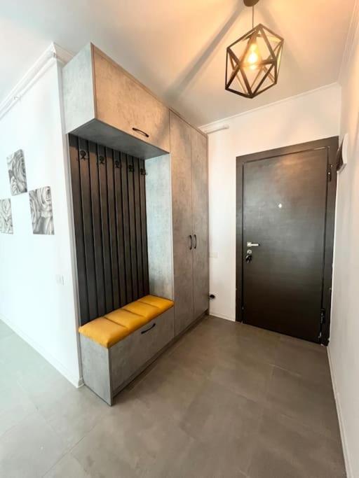 Central, Spacius Apartment. Apartament *