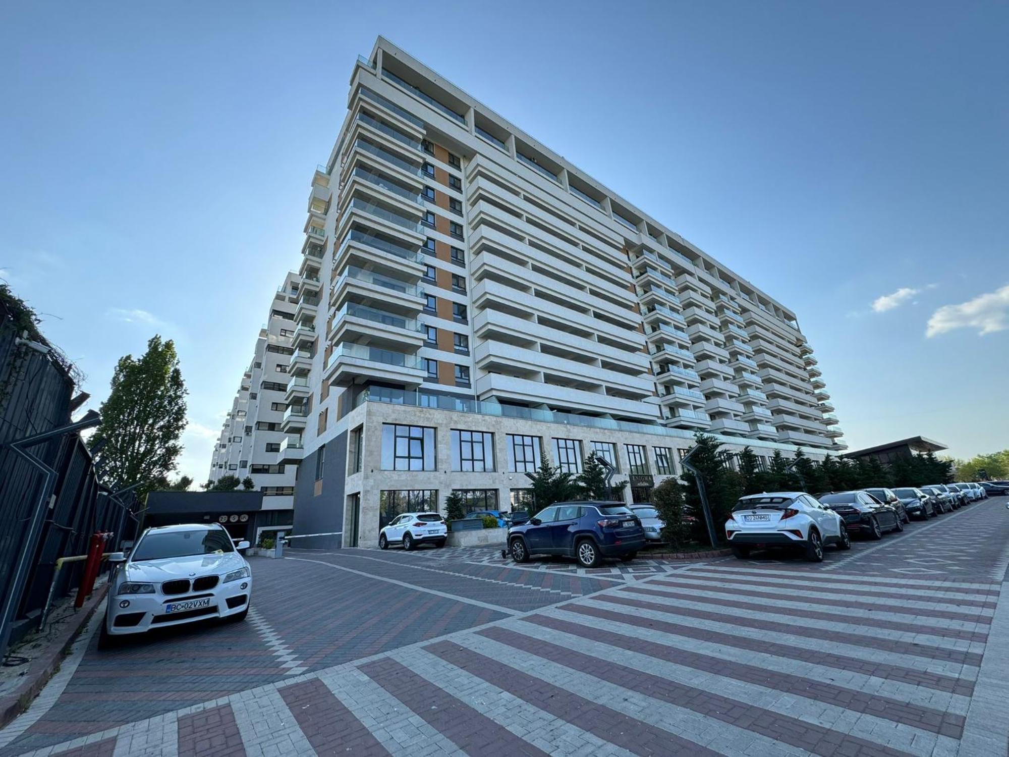 Address Towers By Glam With Parking Apartment