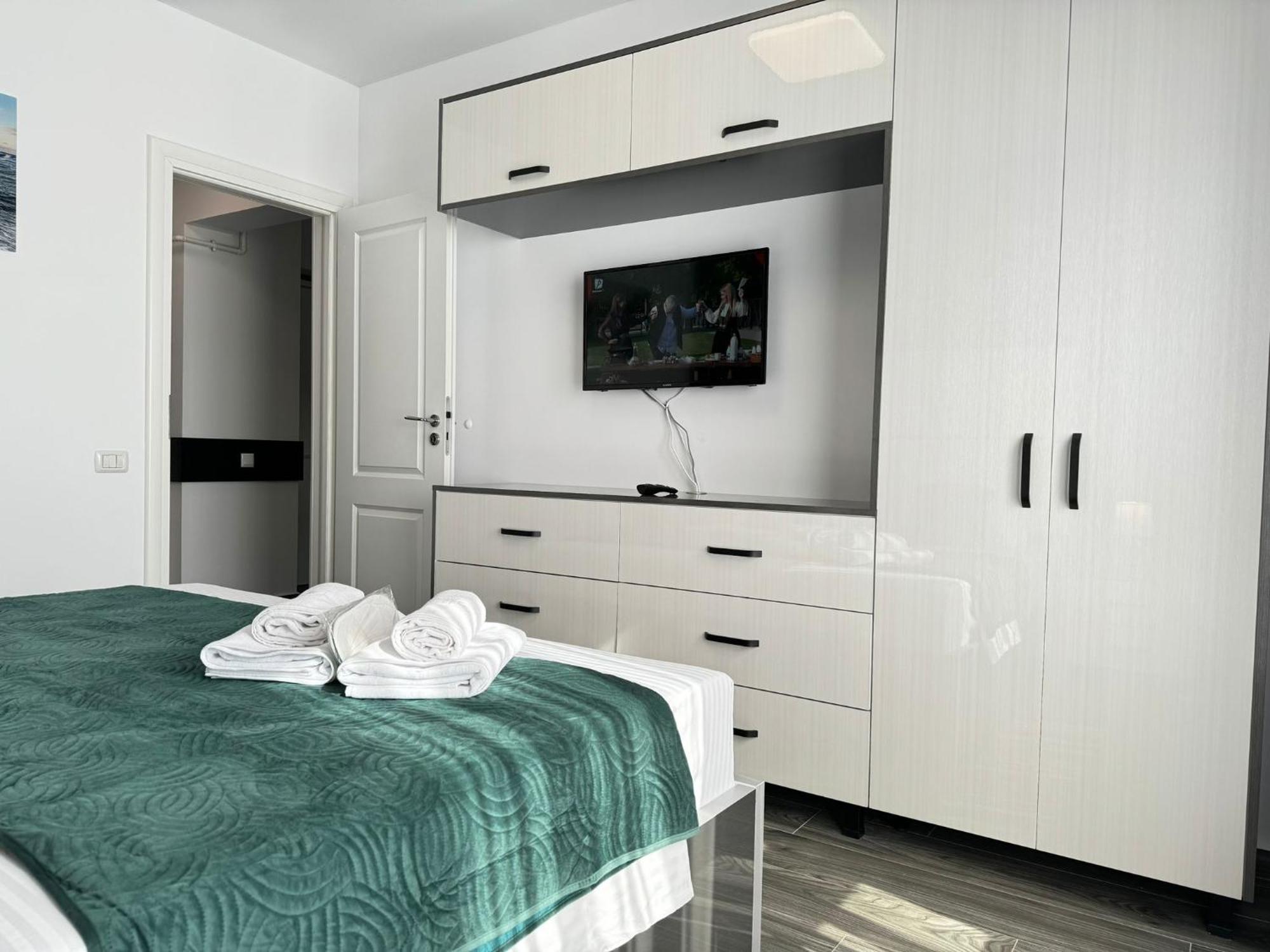 Apartment Address Towers By Glam With Parking *