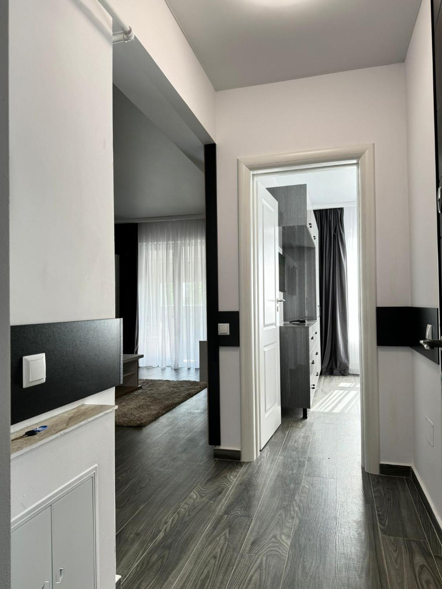 Address Towers By Glam With Parking Apartment *