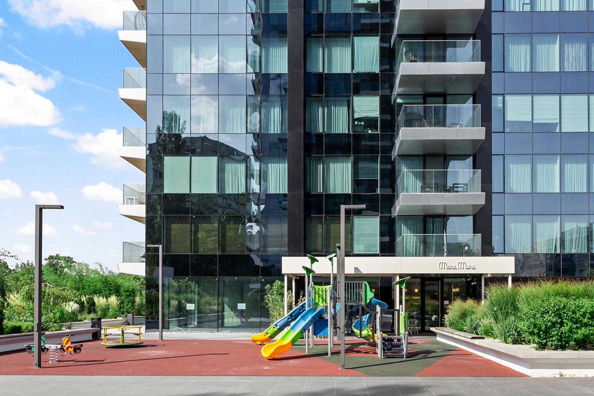 One Luxury Apartment