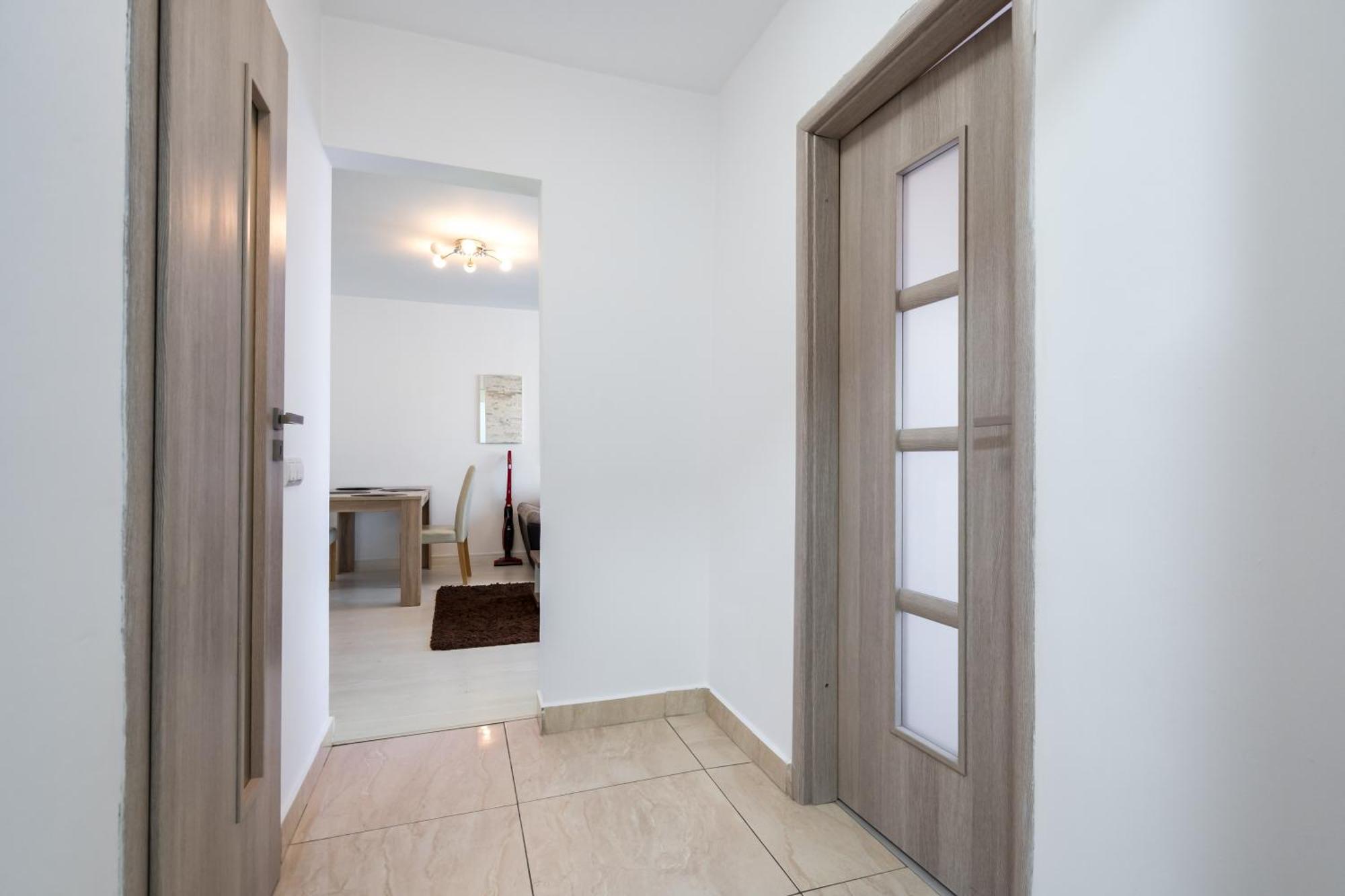 Apartment Location With Iconic View - Sala Palatului *