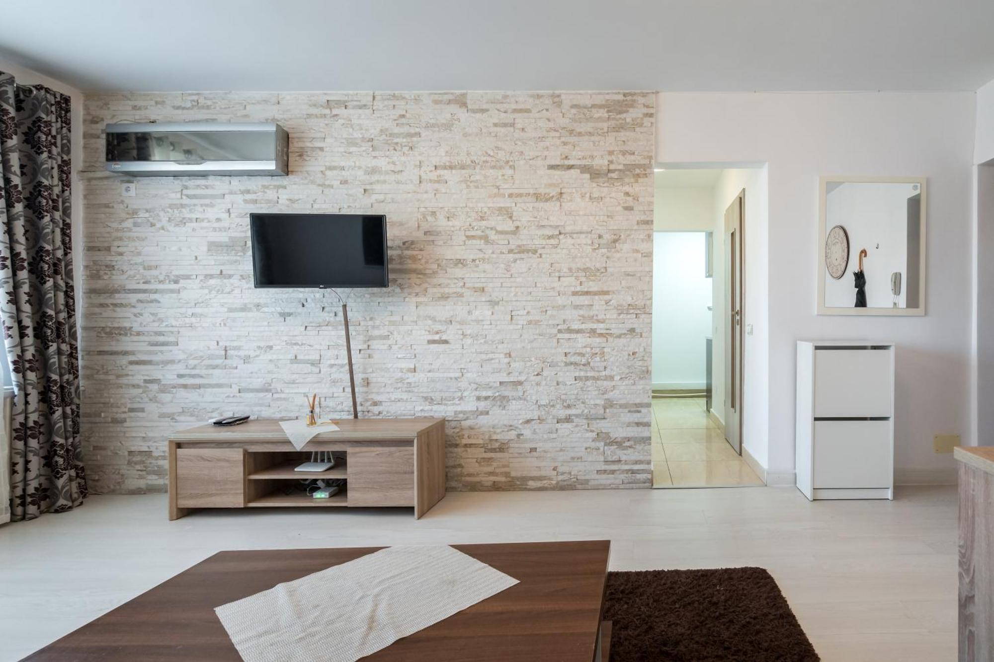 Apartment Location With Iconic View - Sala Palatului *