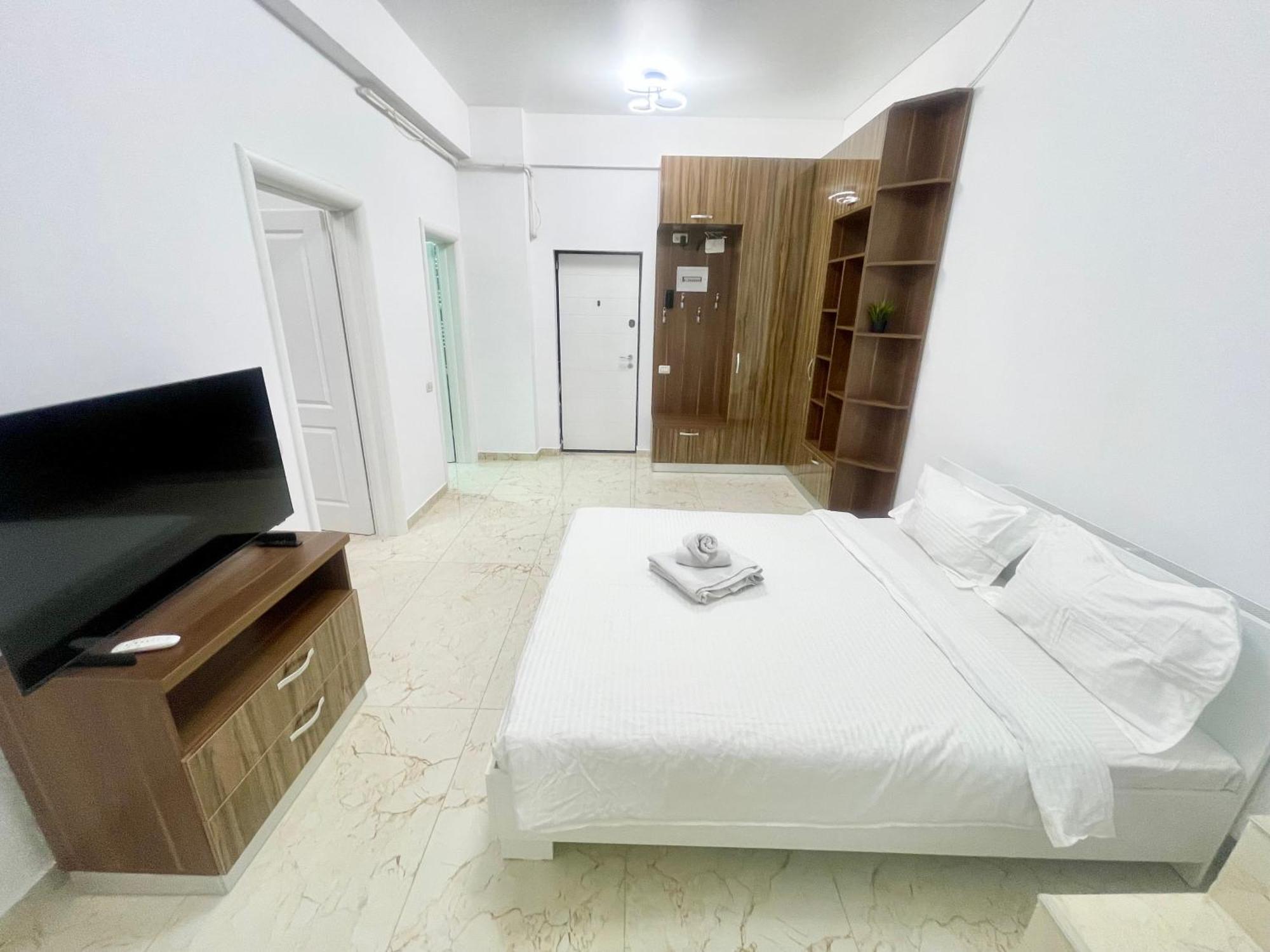 Adress Cd22 * Bucharest
