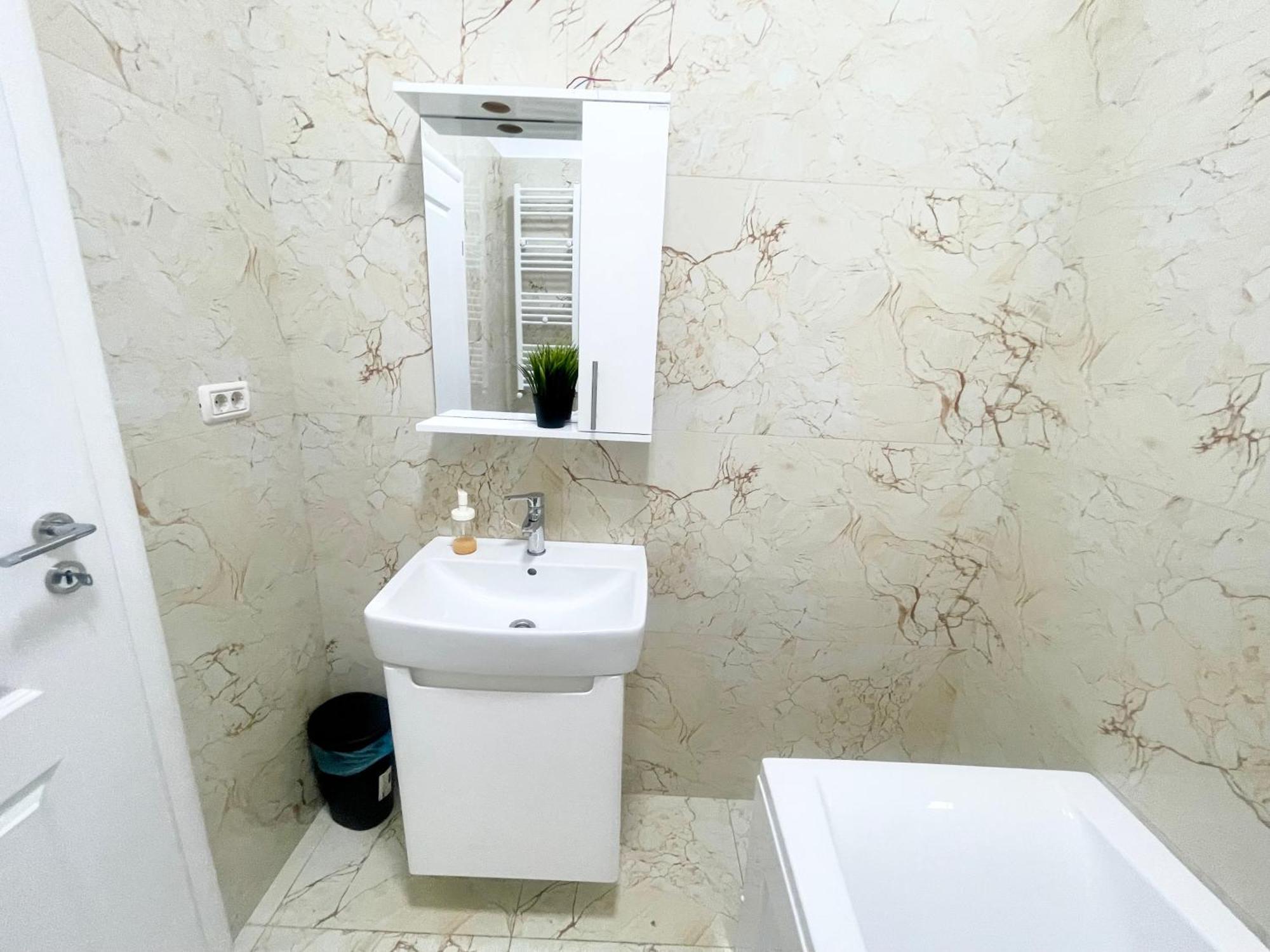 Adress Cd22 Apartment Bucharest