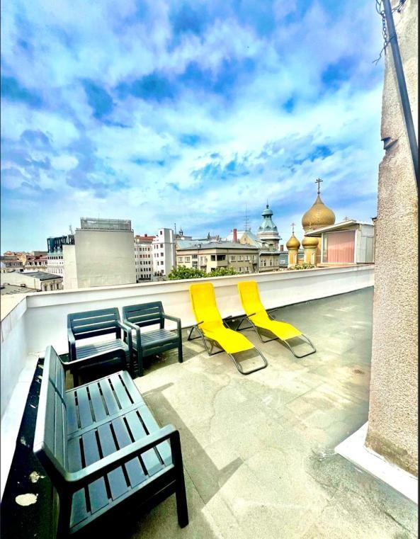 Rooftop Street Doamnei Apartment *