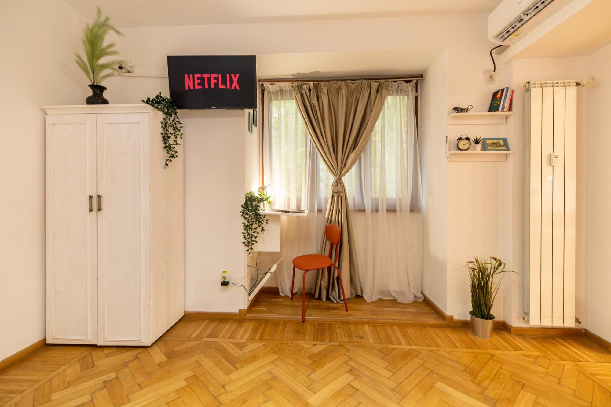 Apartament 2br At Piata Natiunilor Unite: Perfect For Center *
