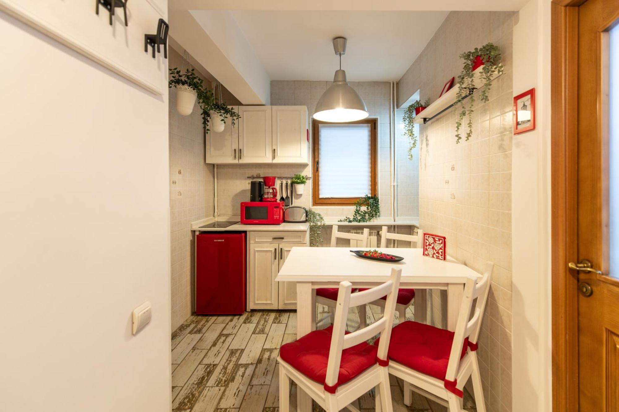 Apartament 2br At Piata Natiunilor Unite: Perfect For Center *